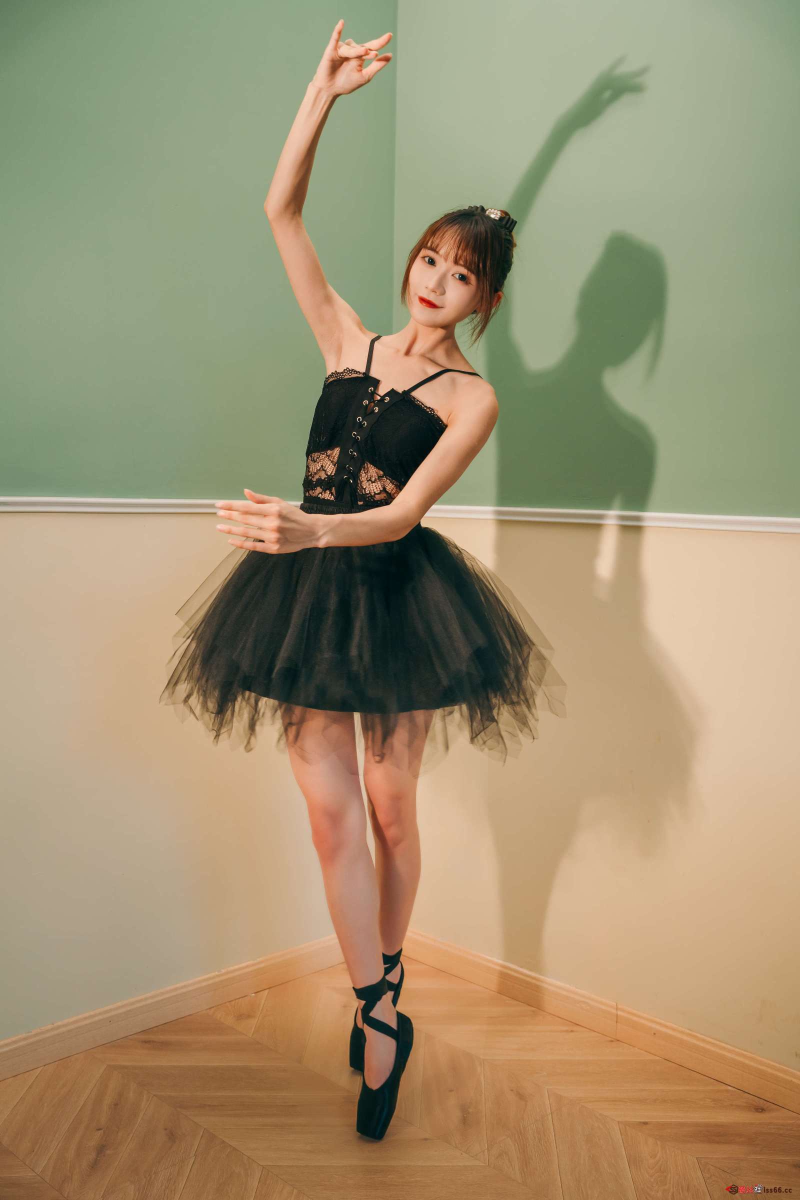 https://www.lss77.com/wp-content/uploads/2023/06/1686917483-540bd55a2cf295b-1600x2400.jpg