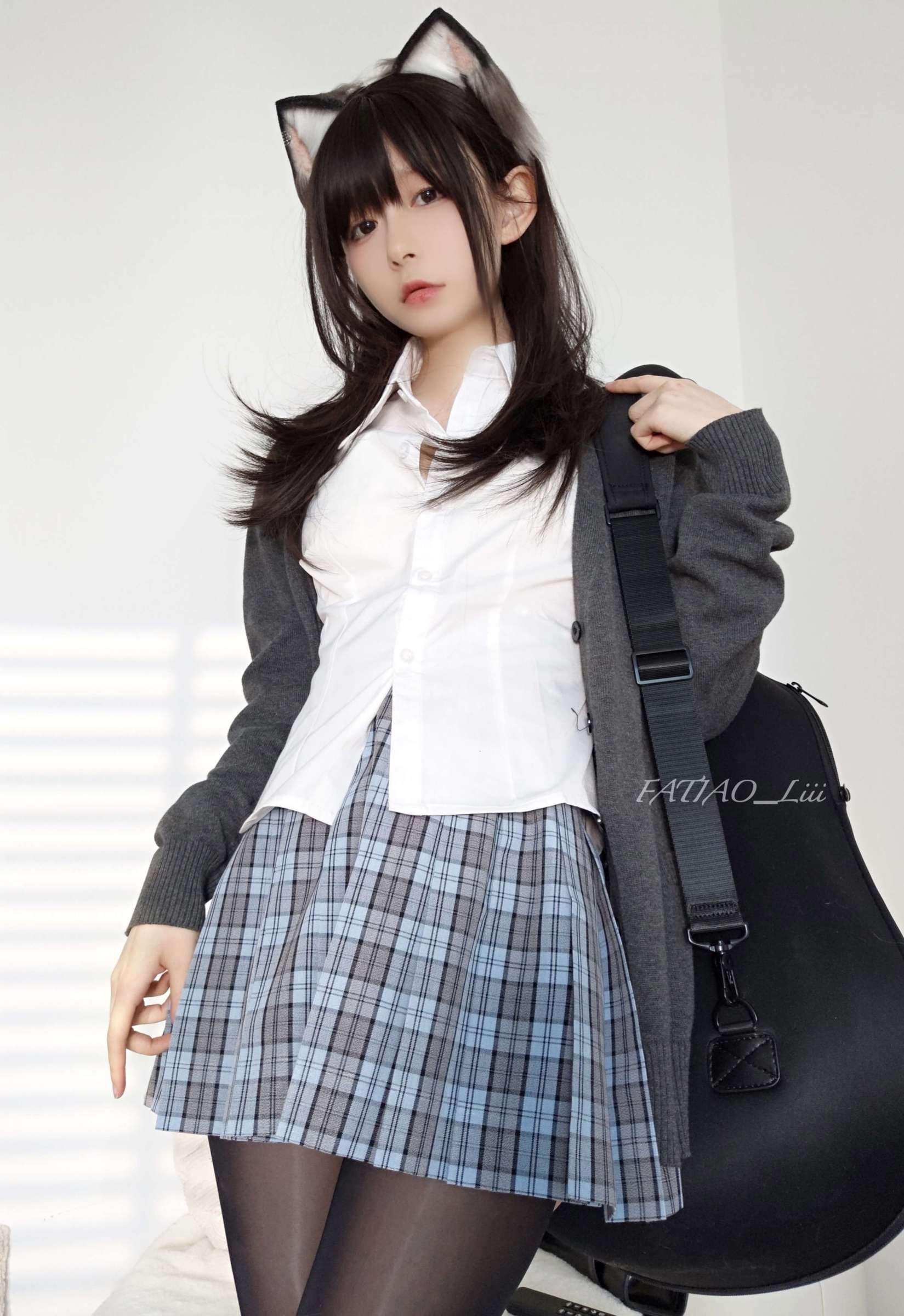 https://www.lss77.com/wp-content/uploads/2023/06/1687157099-3988c7f88ebcb58-1649x2400.jpg