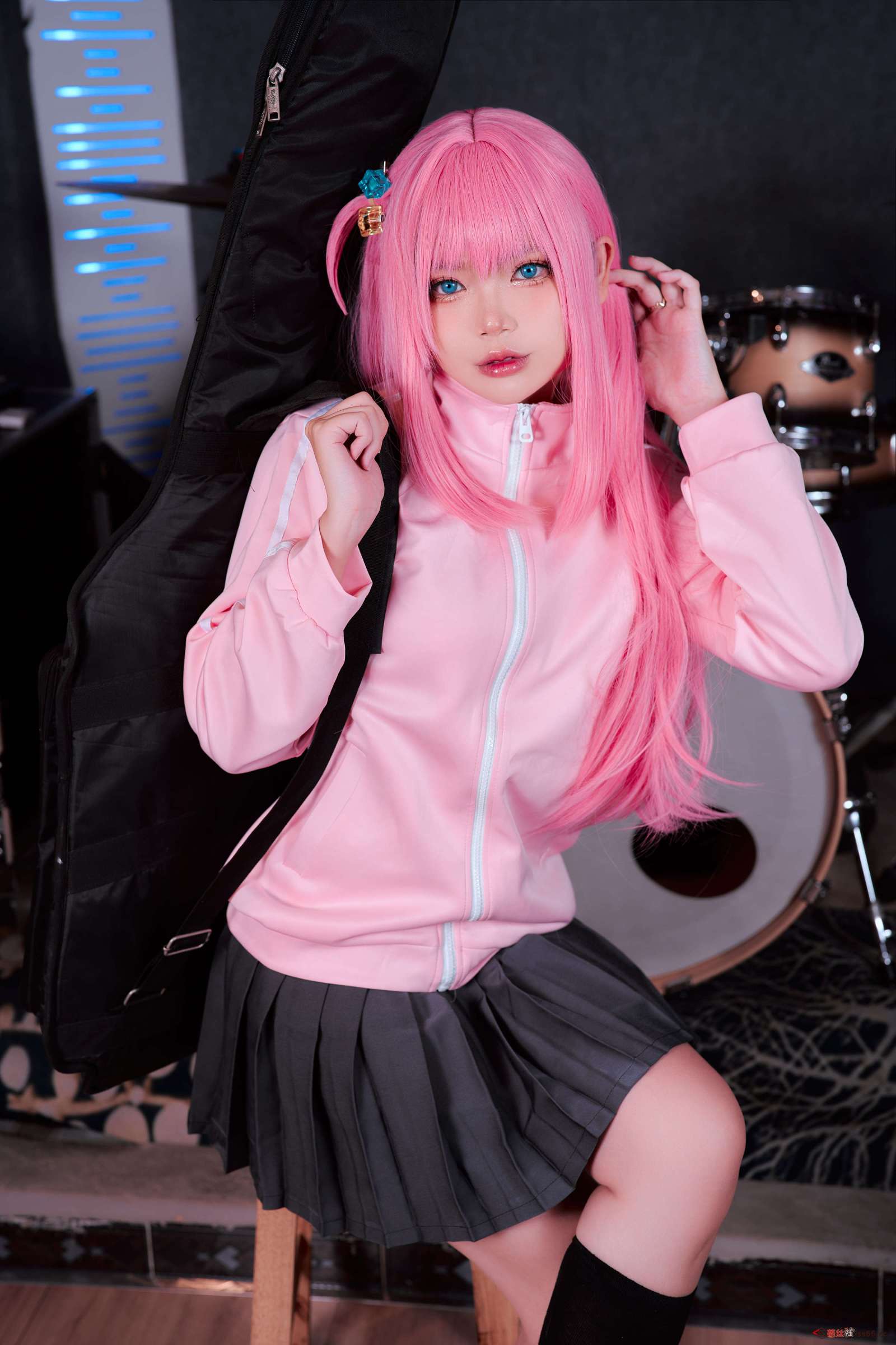 https://www.lss77.com/wp-content/uploads/2023/06/1687494305-e88a49bccde359f-1600x2400.jpg