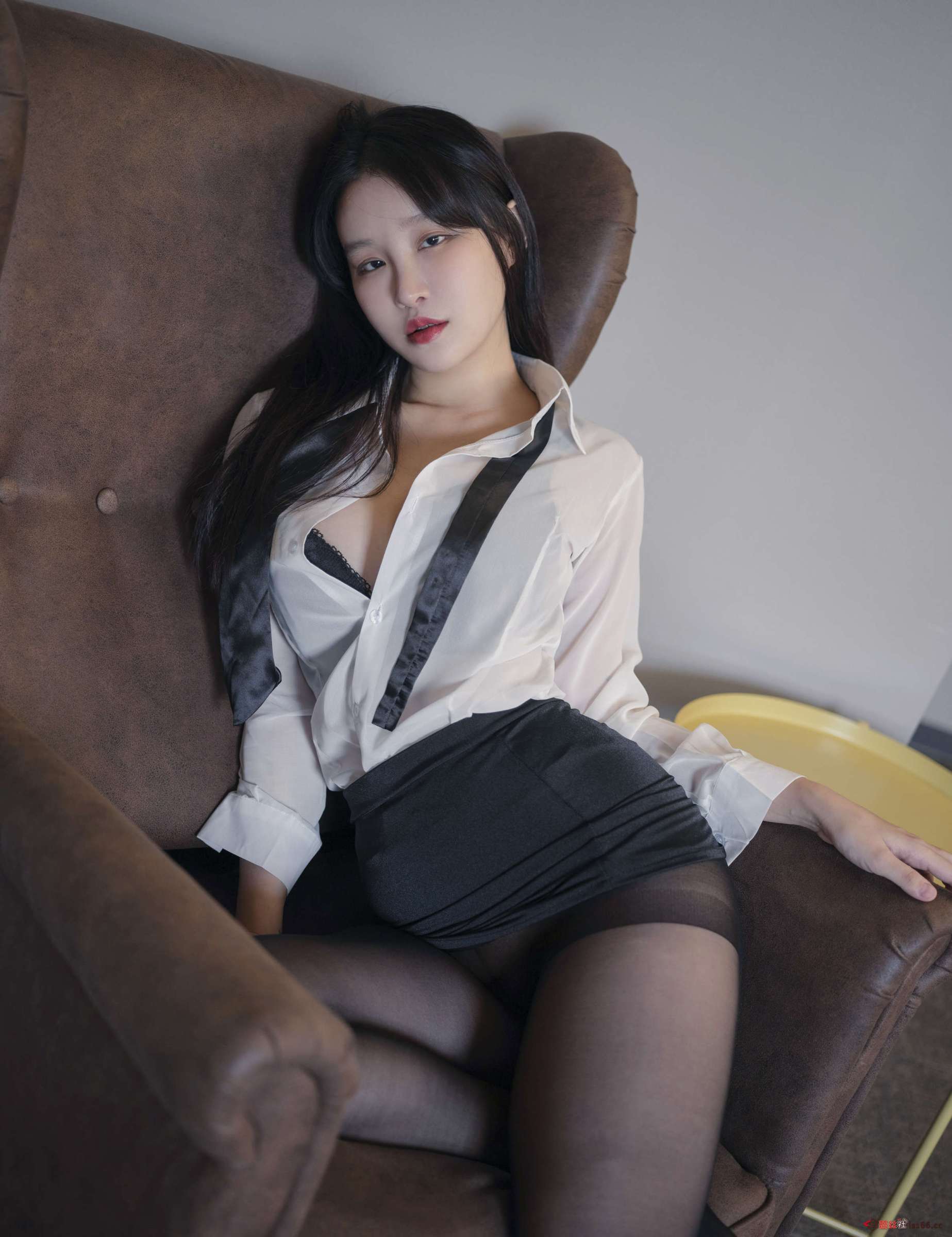 https://www.lss77.com/wp-content/uploads/2023/06/1687494534-d2490f048dc3b77-1847x2400.jpg