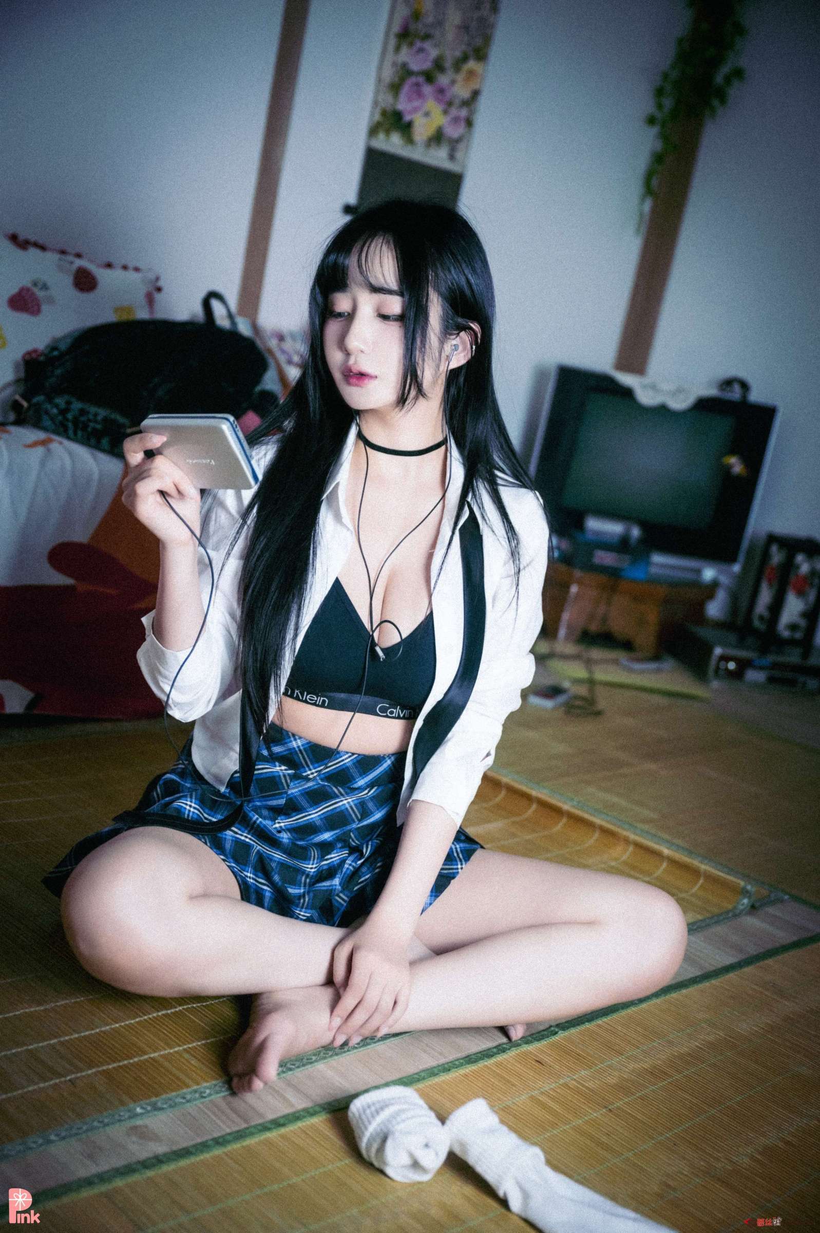https://www.lss77.com/wp-content/uploads/2023/06/1687494797-2f1ee6251bc23a0-1597x2400.jpg