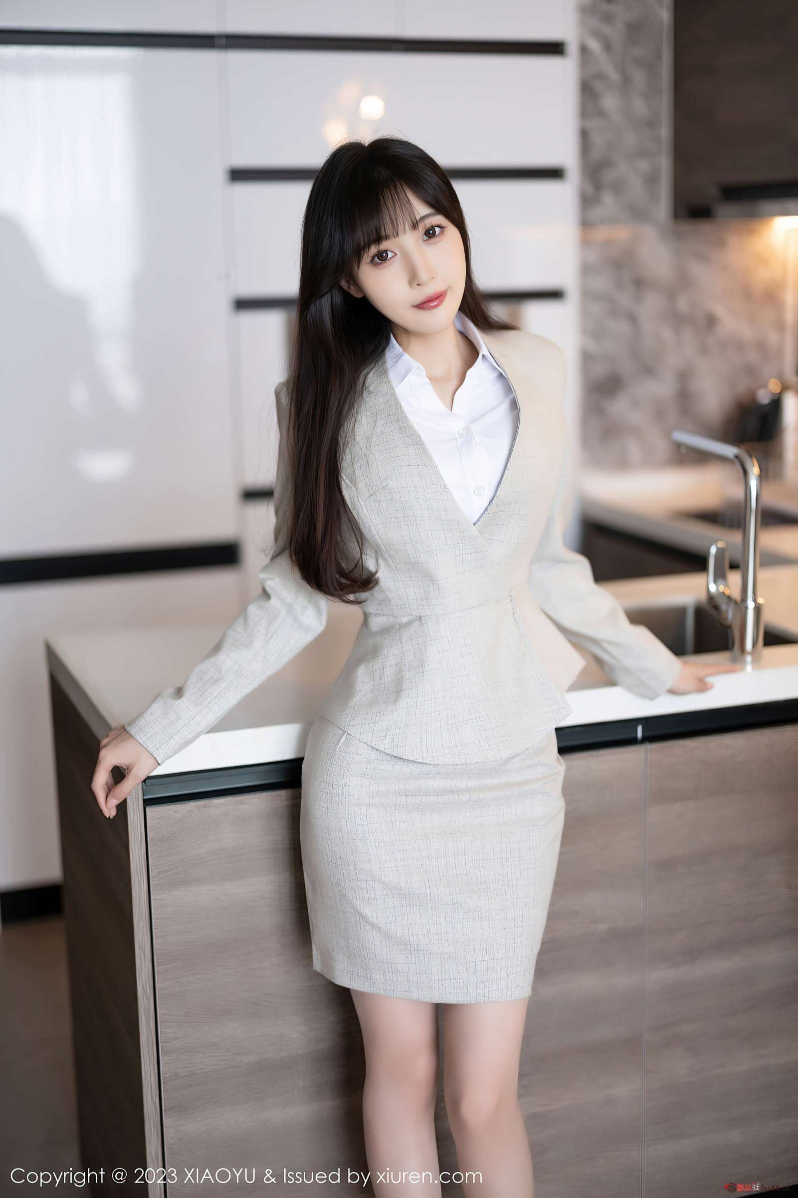 https://www.lss77.com/wp-content/uploads/2023/06/1687780883-926abae84a4bd33-1600x2400.jpg