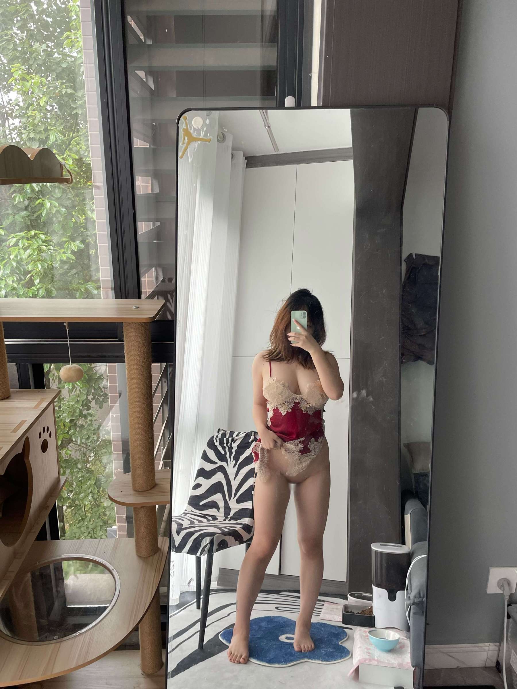 https://www.lss77.com/wp-content/uploads/2023/06/1687927536-c8ffe9a587b126f-1800x2400.jpg