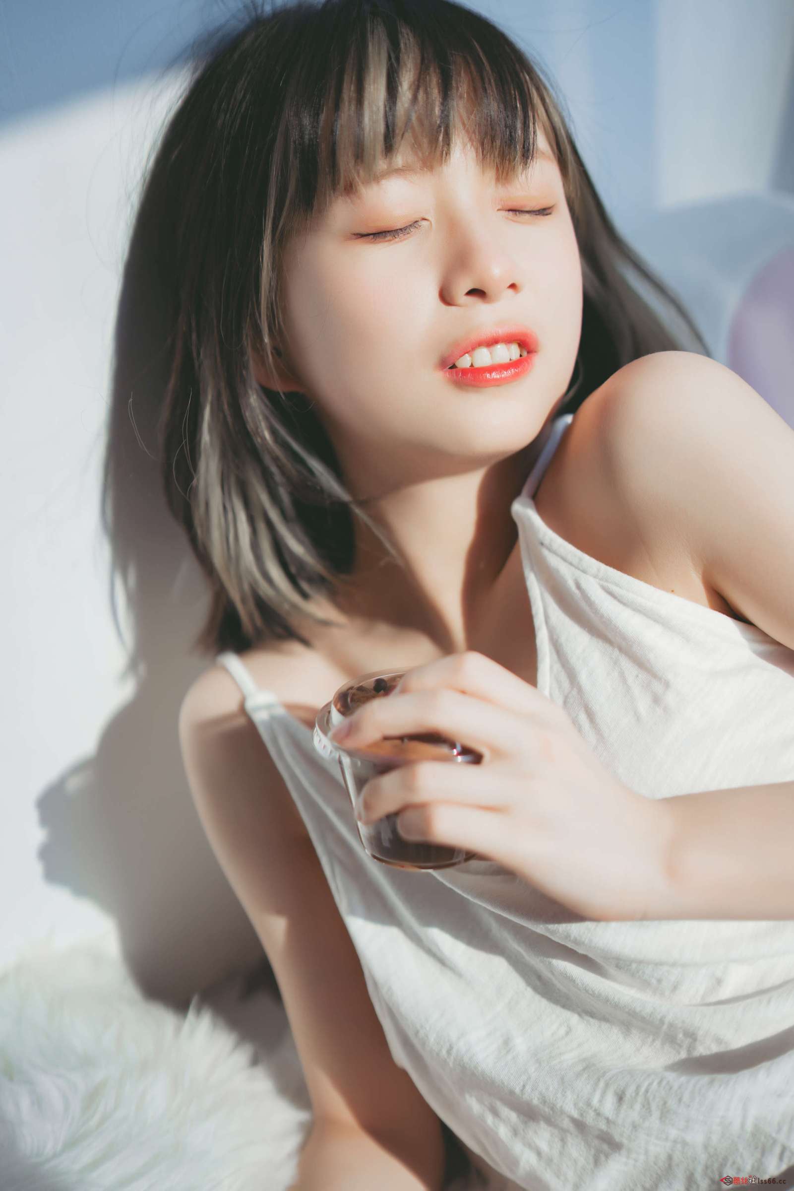 https://www.lss77.com/wp-content/uploads/2023/06/1688031124-c4de9fe96832a87-1601x2400.jpg