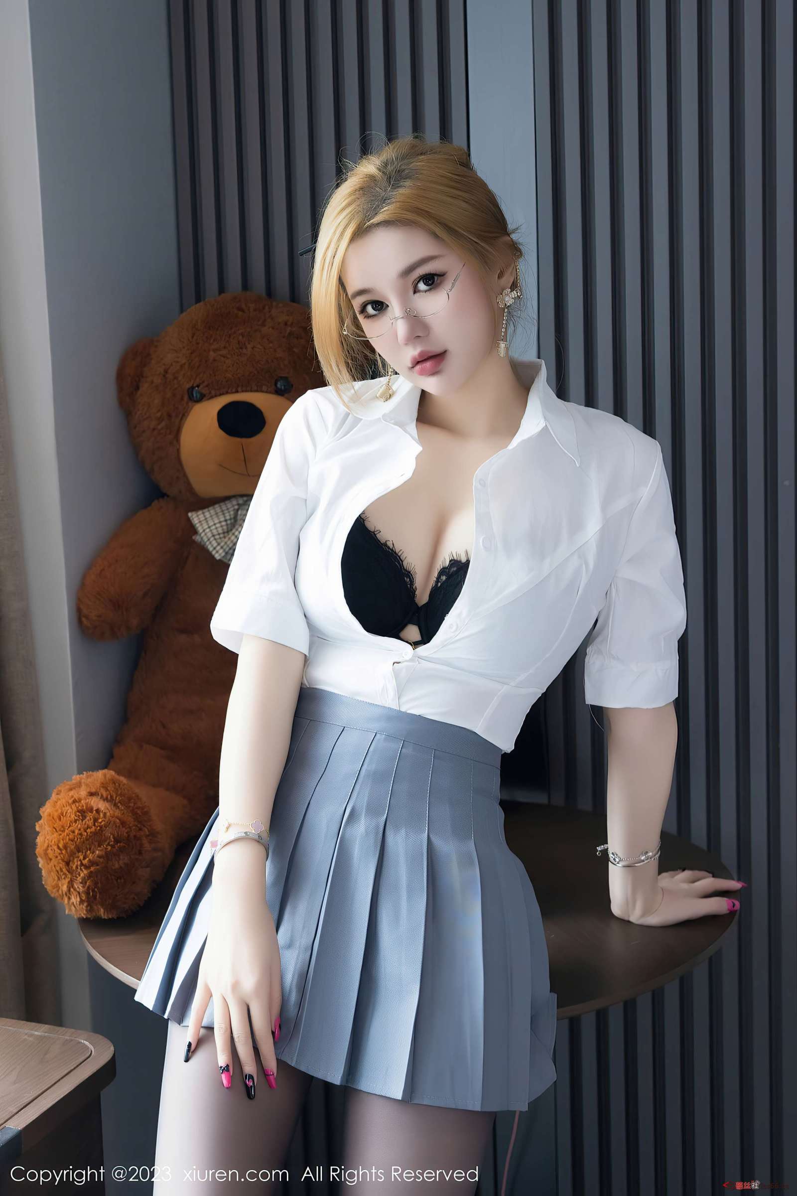 https://www.lss77.com/wp-content/uploads/2023/07/1688457619-25bbdcd06c32d47-1600x2400.jpg