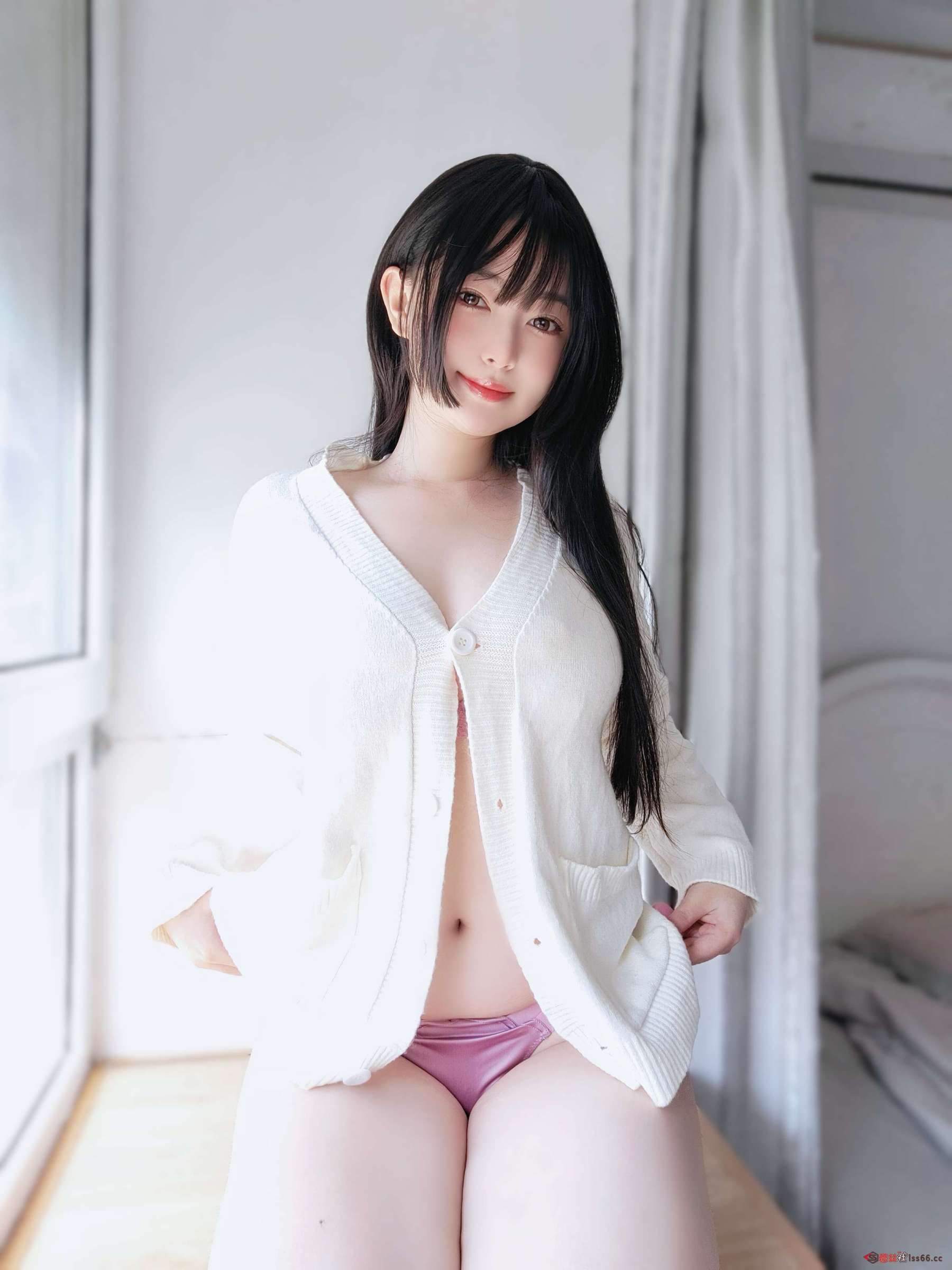 https://www.lss77.com/wp-content/uploads/2023/07/1688670658-93dd4de5cddba2c-1800x2400.jpeg