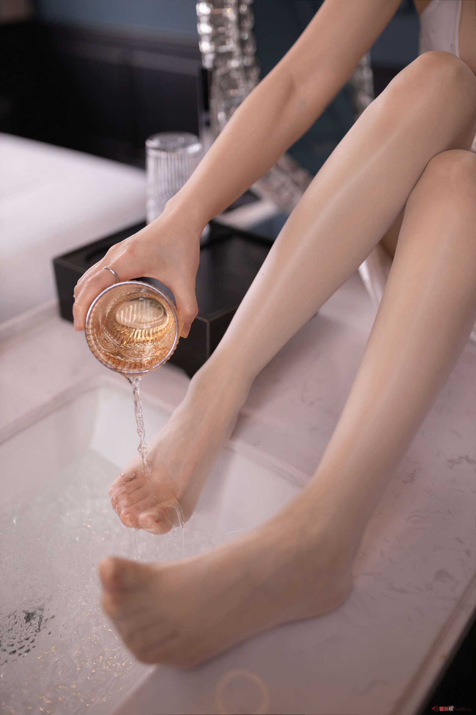 https://www.lss77.com/wp-content/uploads/2023/07/1688671296-b7923fe9afe7142-1600x2400.jpg