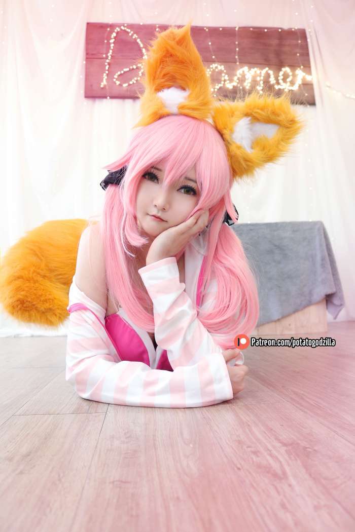 Potato Godzilla – Tamamo School Uniform [50P221MB]