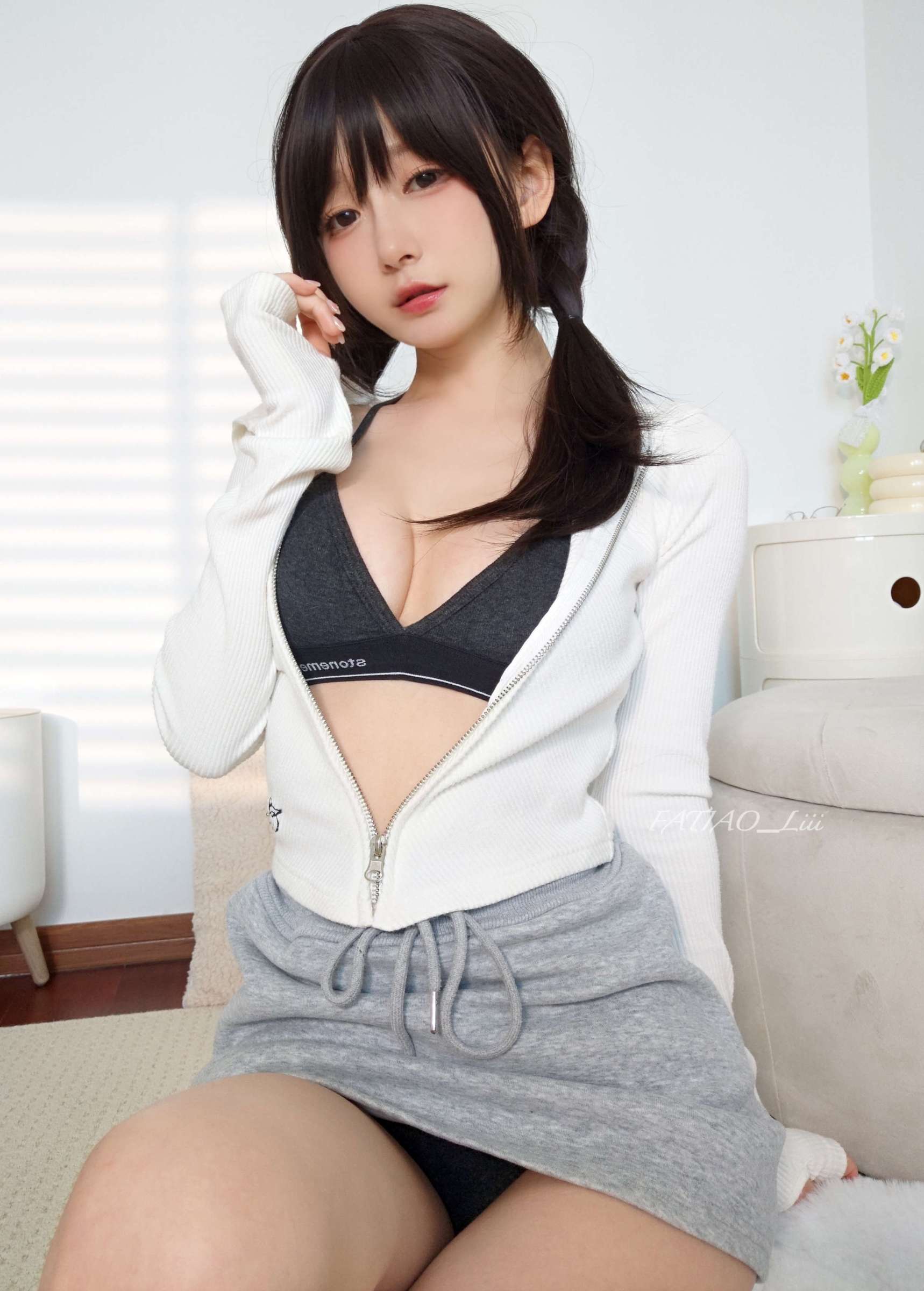 https://www.lss77.com/wp-content/uploads/2023/07/1689359717-013d407166ec4fa-1718x2400.jpg