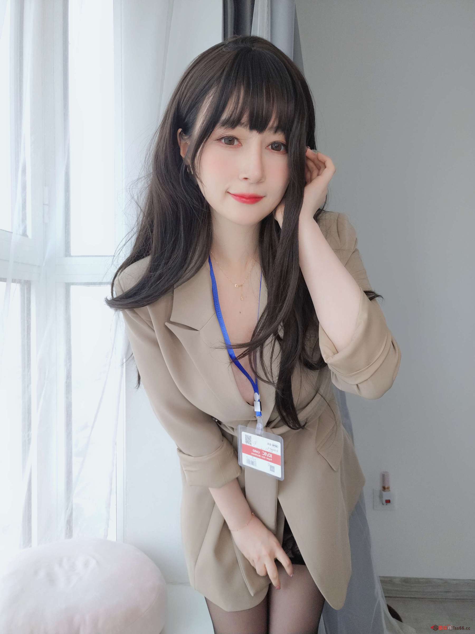 https://www.lss77.com/wp-content/uploads/2023/07/1689880733-2b24d495052a8ce-1800x2400.jpg