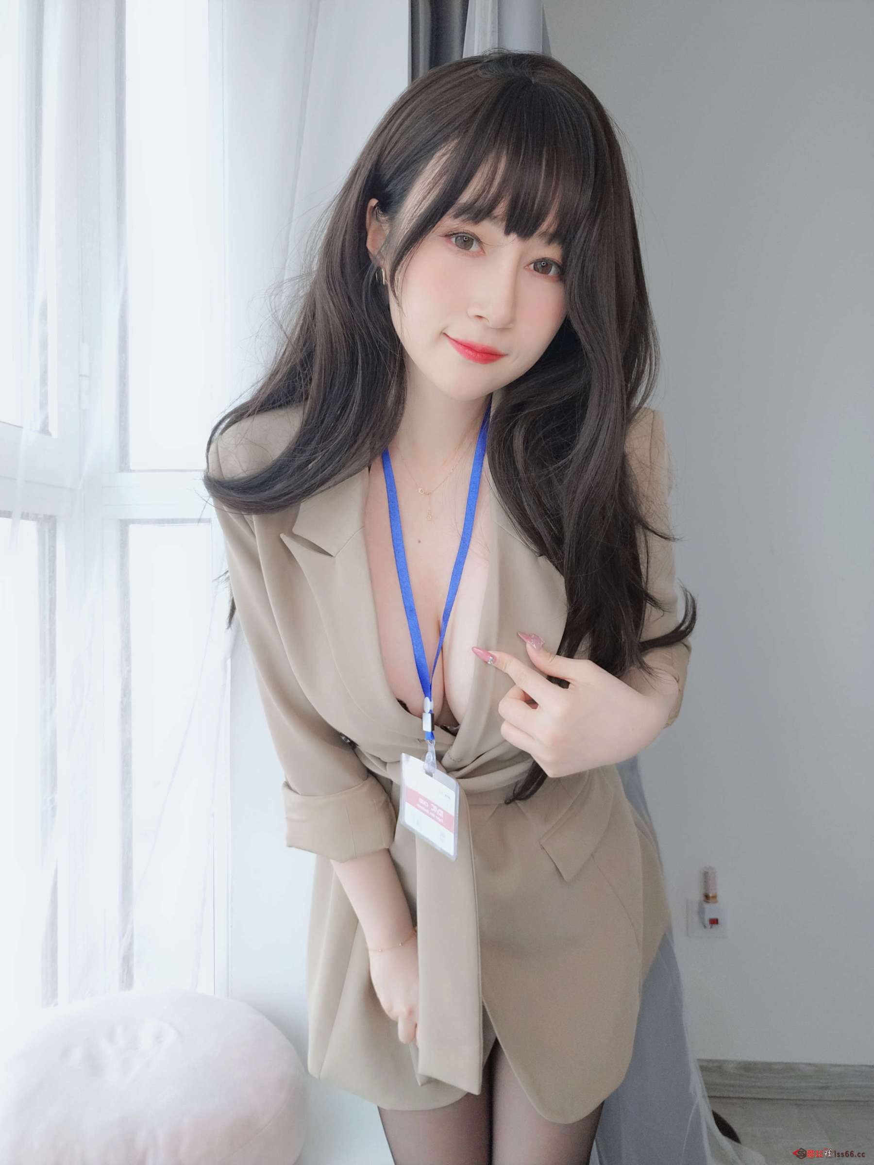 https://www.lss77.com/wp-content/uploads/2023/07/1689880739-a5e00132373a703-1800x2400.jpg