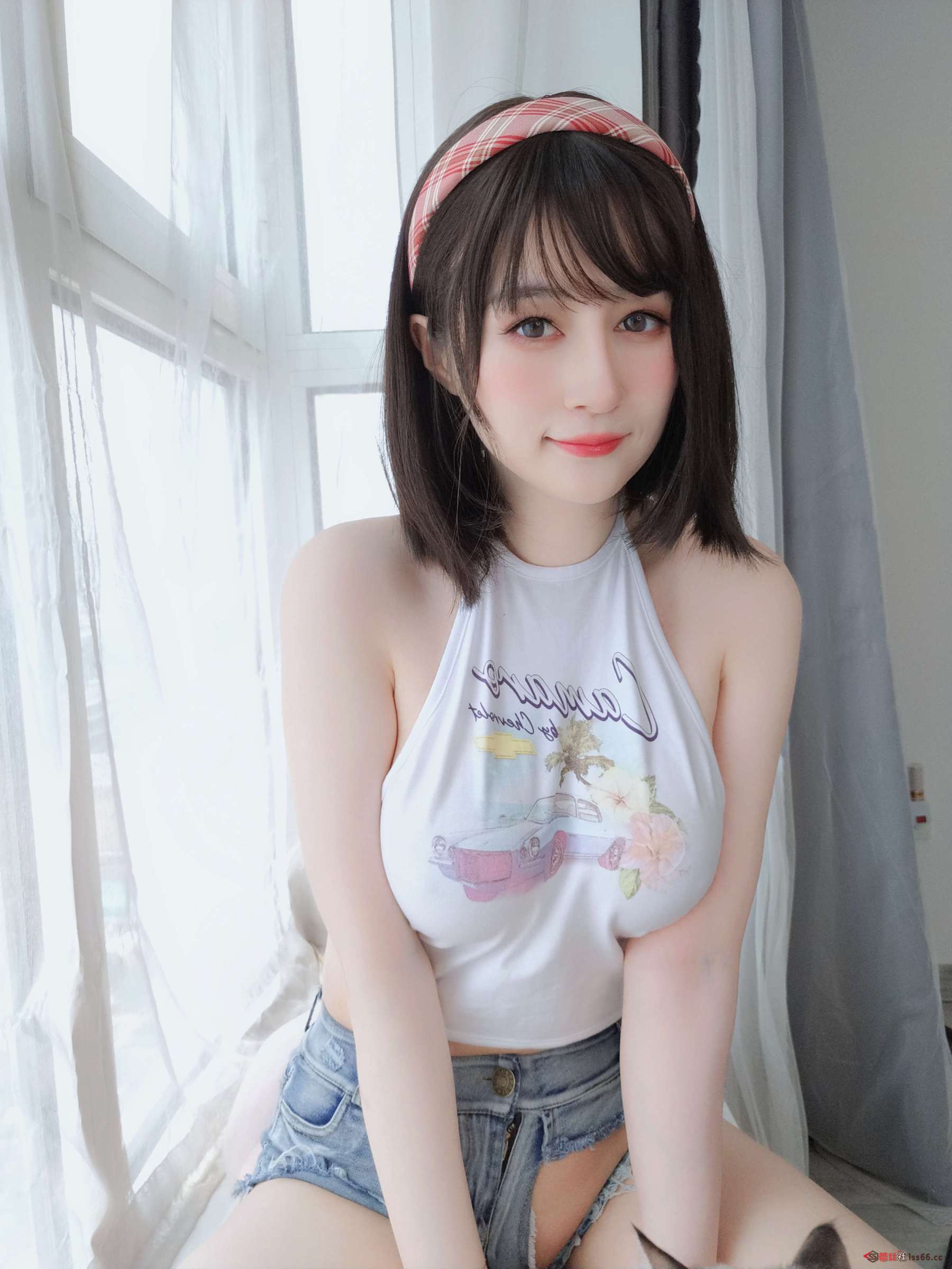 https://www.lss77.com/wp-content/uploads/2023/07/1689880916-cfecdb276f63485-1800x2400.jpg