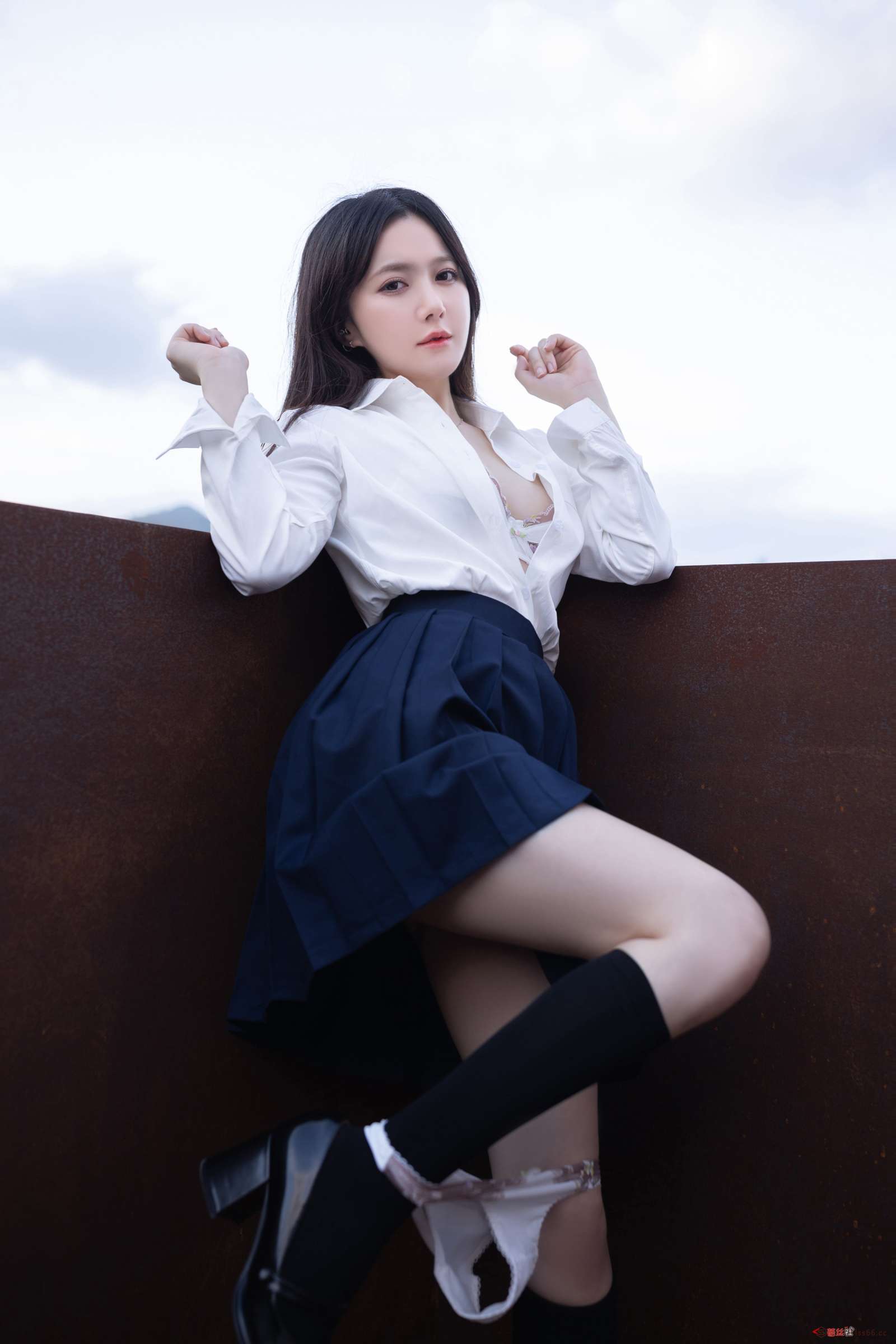 https://www.lss77.com/wp-content/uploads/2023/07/1689962145-fb8490a9504a36c-1600x2400.jpg