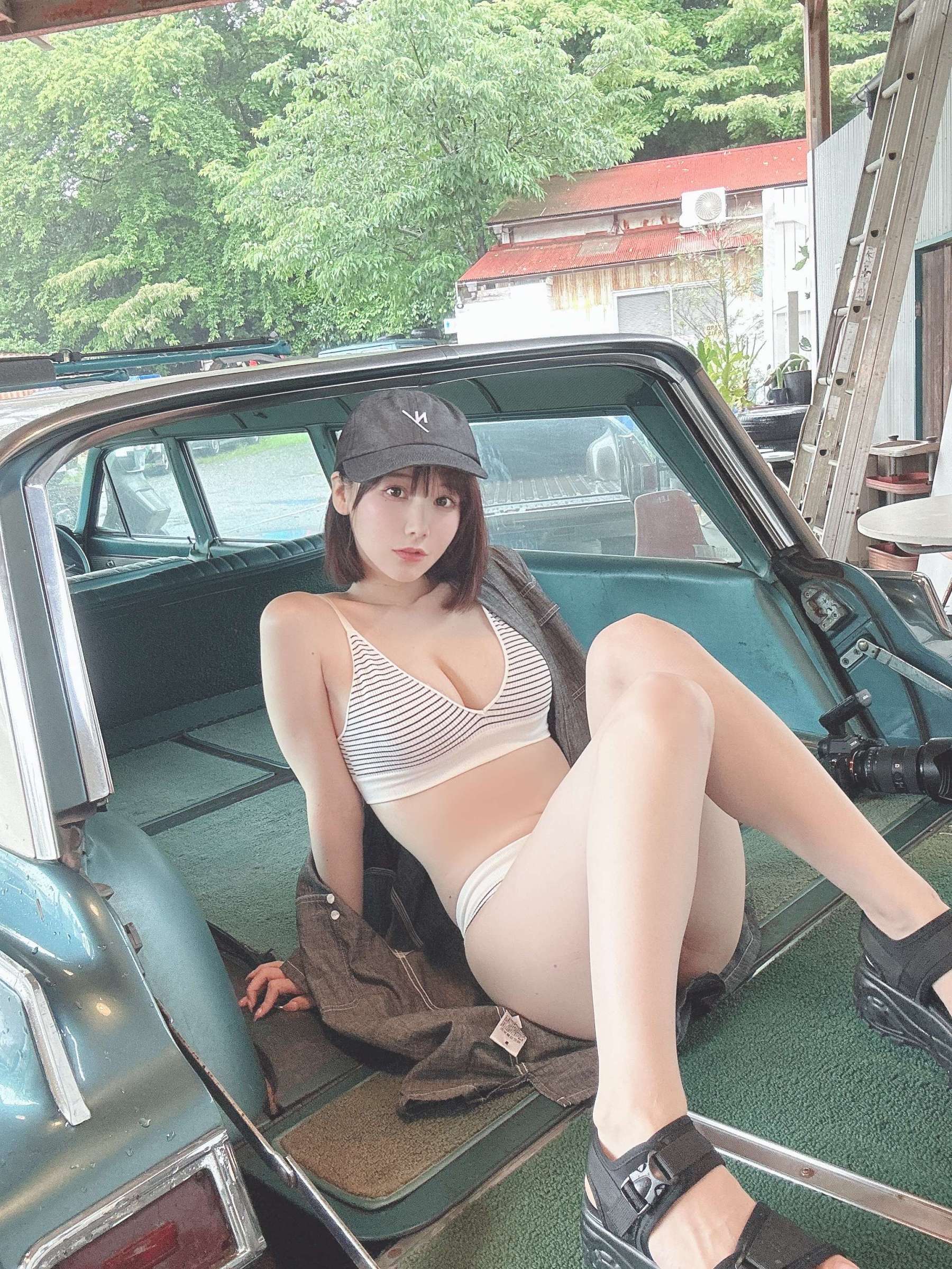 https://www.lss77.com/wp-content/uploads/2023/07/1690138554-5c7d5705ab73466-1800x2400.jpeg