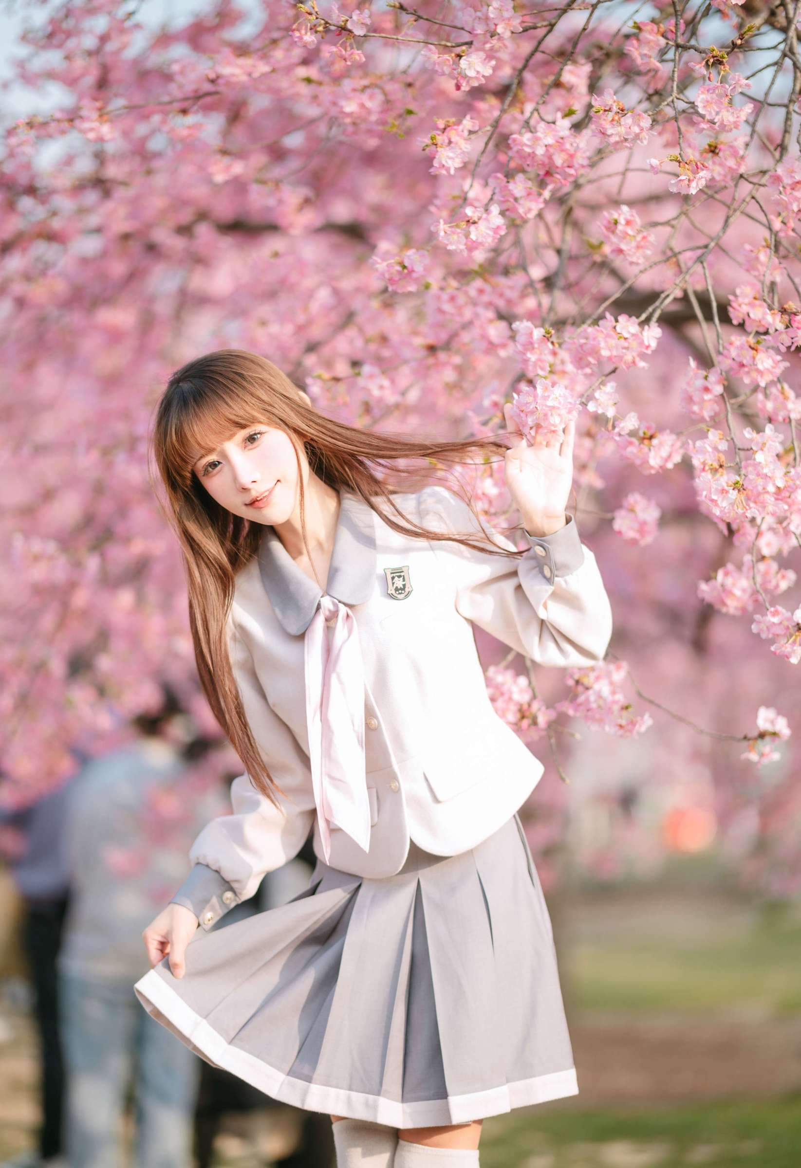 https://www.lss77.com/wp-content/uploads/2023/07/1690425653-dc5c7986daef50c-1645x2400.jpg
