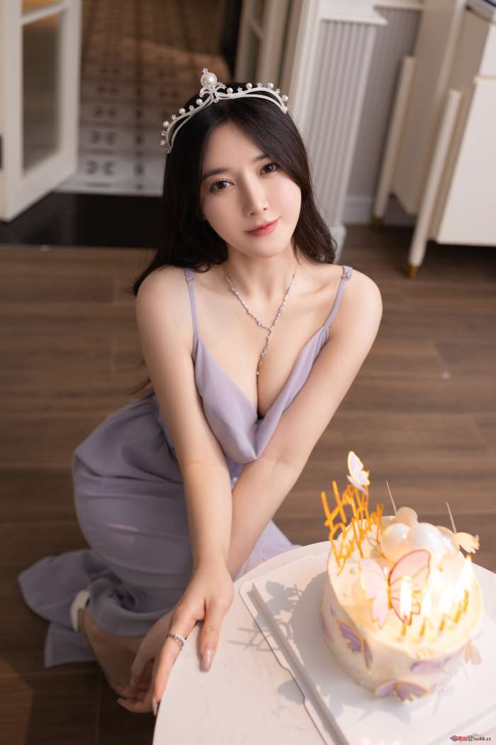 鱼子酱Fish – [内购系列] – 生日篇 [141P-1.35GB]