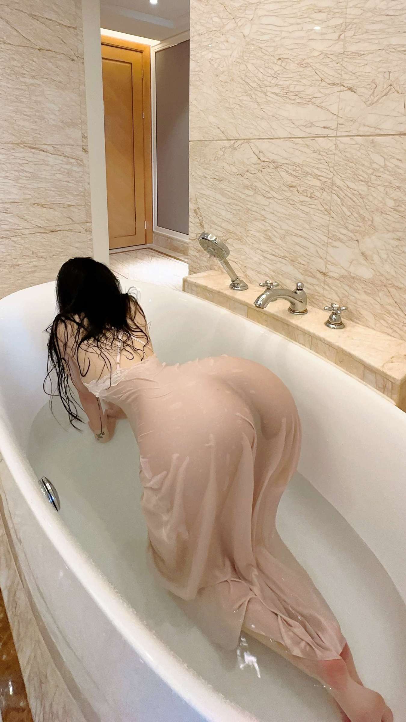 https://www.lss77.com/wp-content/uploads/2023/08/1692468315-ce08becc73195df-1350x2400.jpg