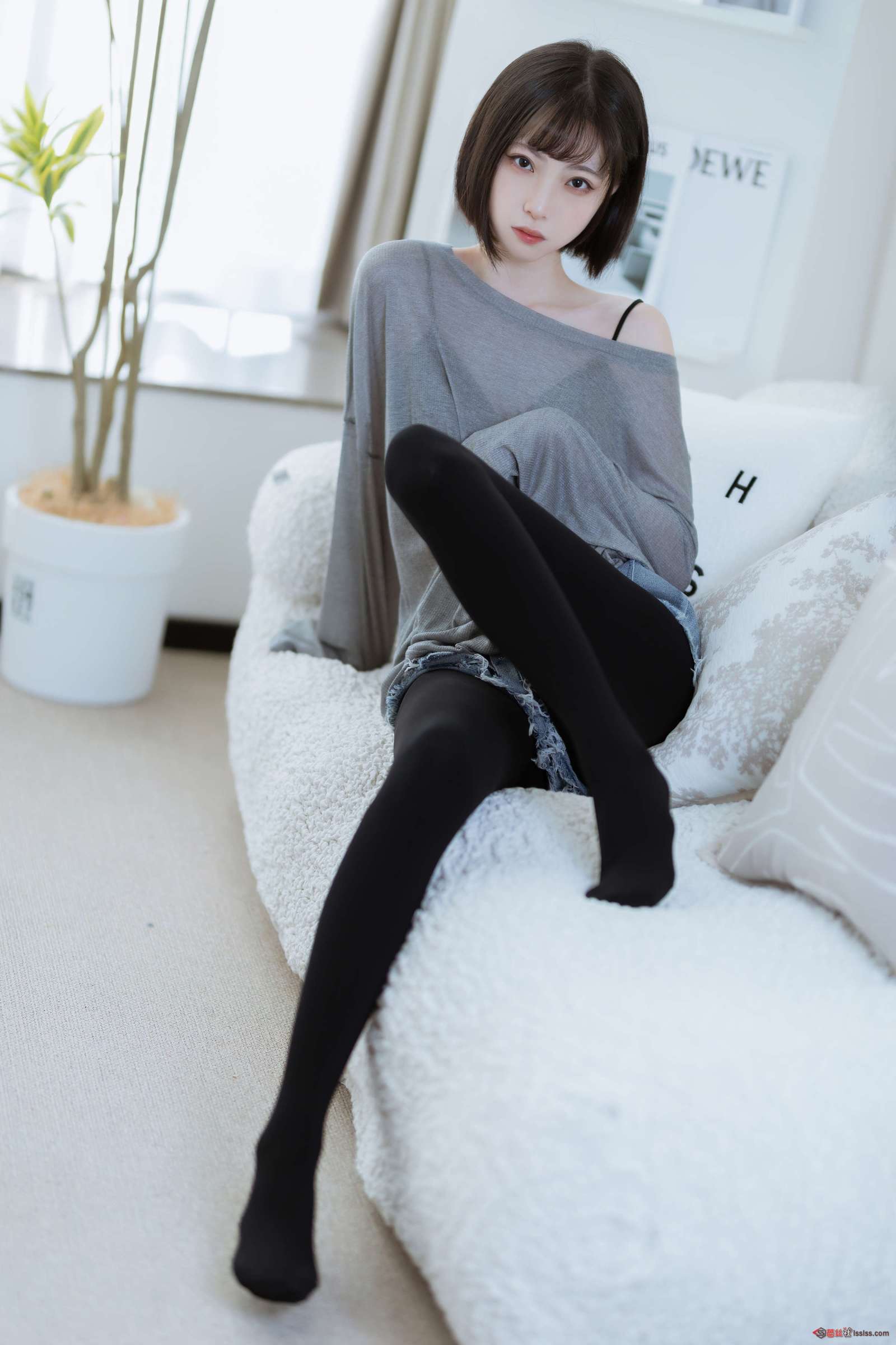 https://www.lss77.com/wp-content/uploads/2023/08/1692468480-af032fbcb07ffc7-1600x2400.jpg
