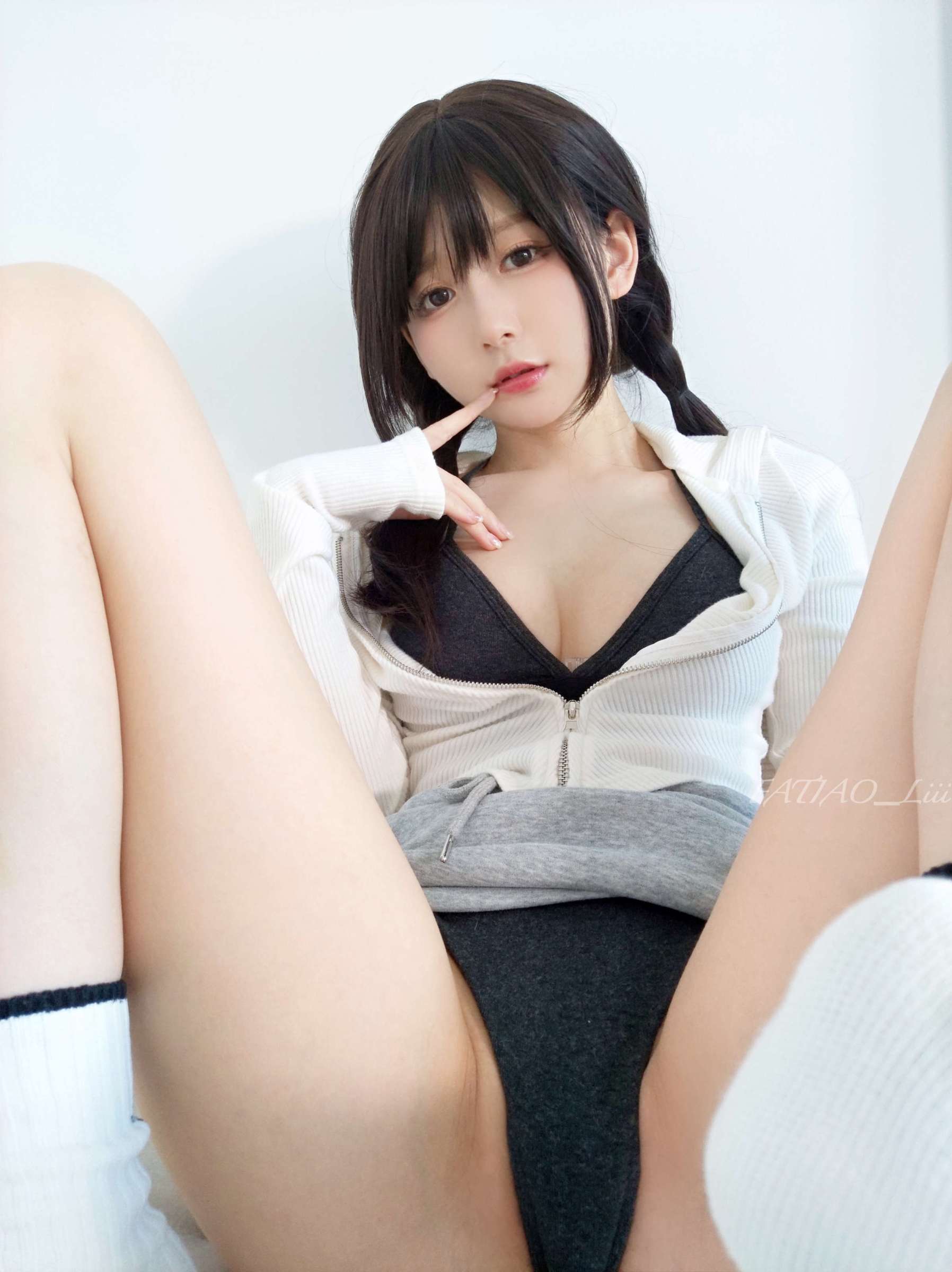 https://www.lss77.com/wp-content/uploads/2023/08/1692468739-e7db56dbec713f0-1796x2400.jpeg