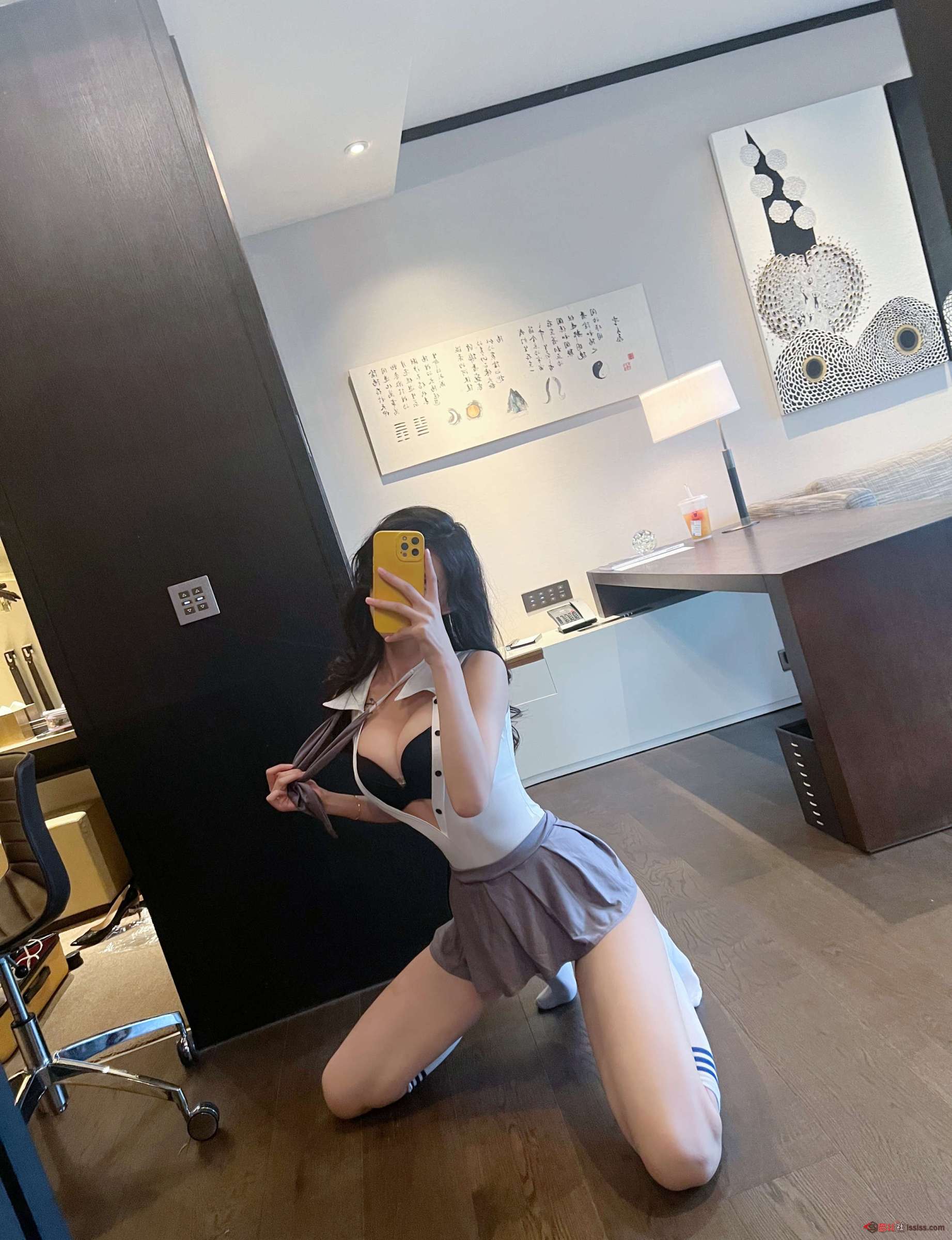https://www.lss77.com/wp-content/uploads/2023/09/1693910667-441954d29ad2a37-1843x2400.jpg
