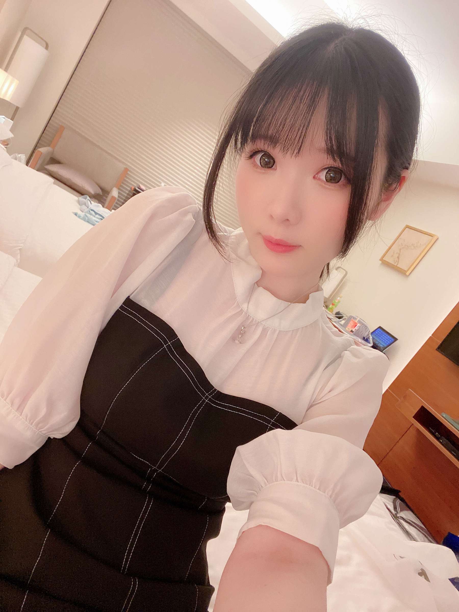 https://www.lss77.com/wp-content/uploads/2023/09/1694320234-e88a49bccde359f-1800x2400.jpg
