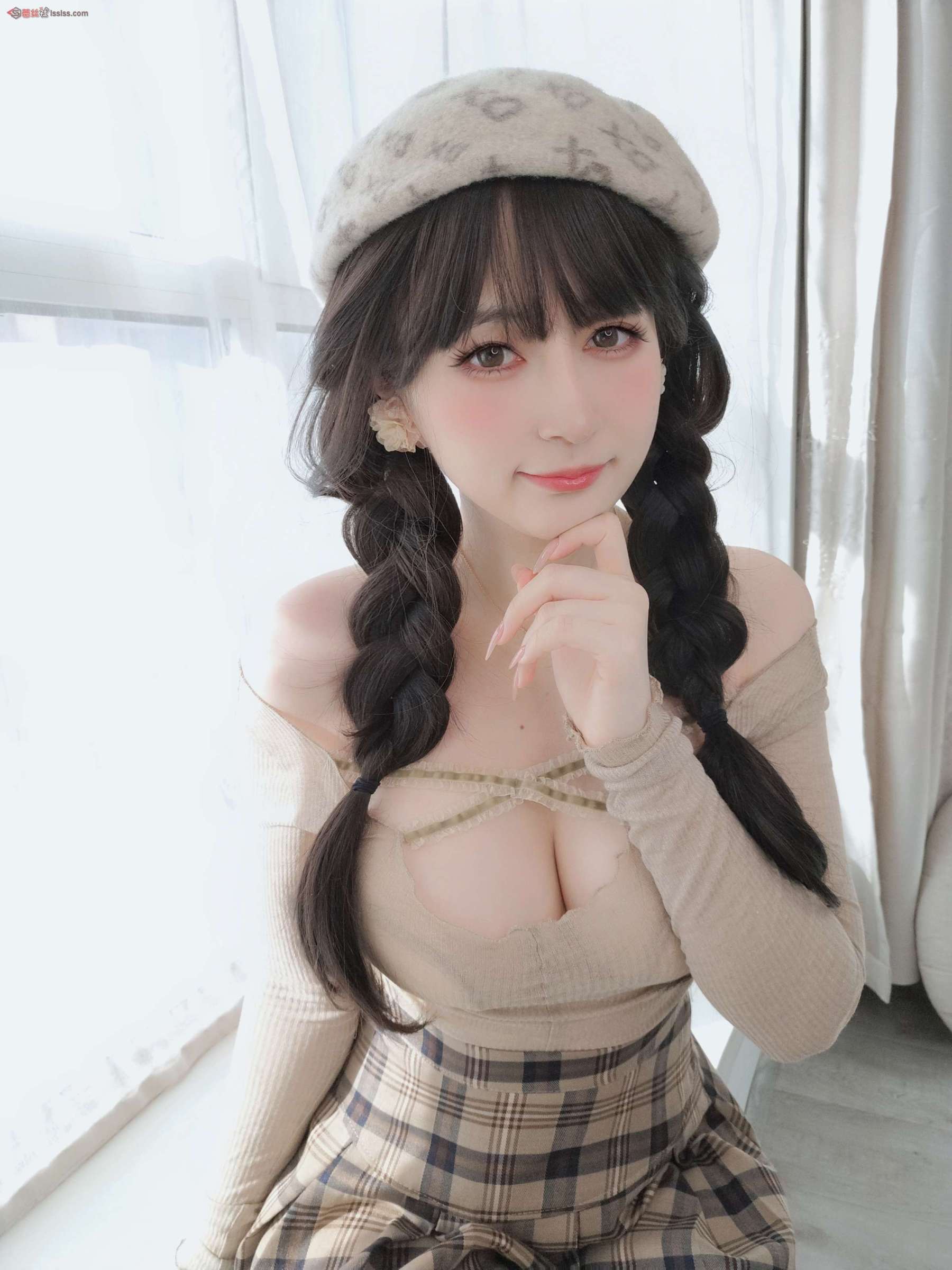 https://www.lss77.com/wp-content/uploads/2023/09/1694756491-84eb13cfed01764-1800x2400.jpg