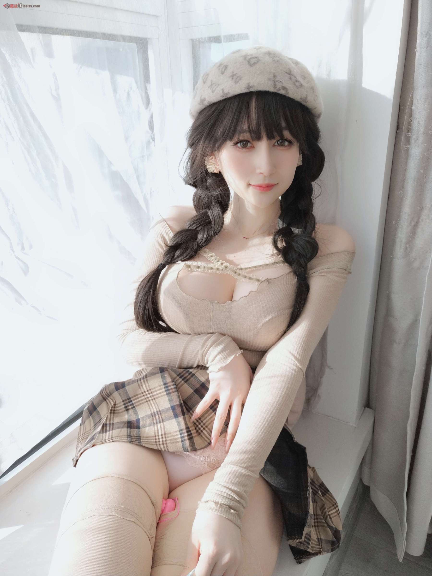 https://www.lss77.com/wp-content/uploads/2023/09/1694757081-2ba100d60448c3b-1800x2400.jpg
