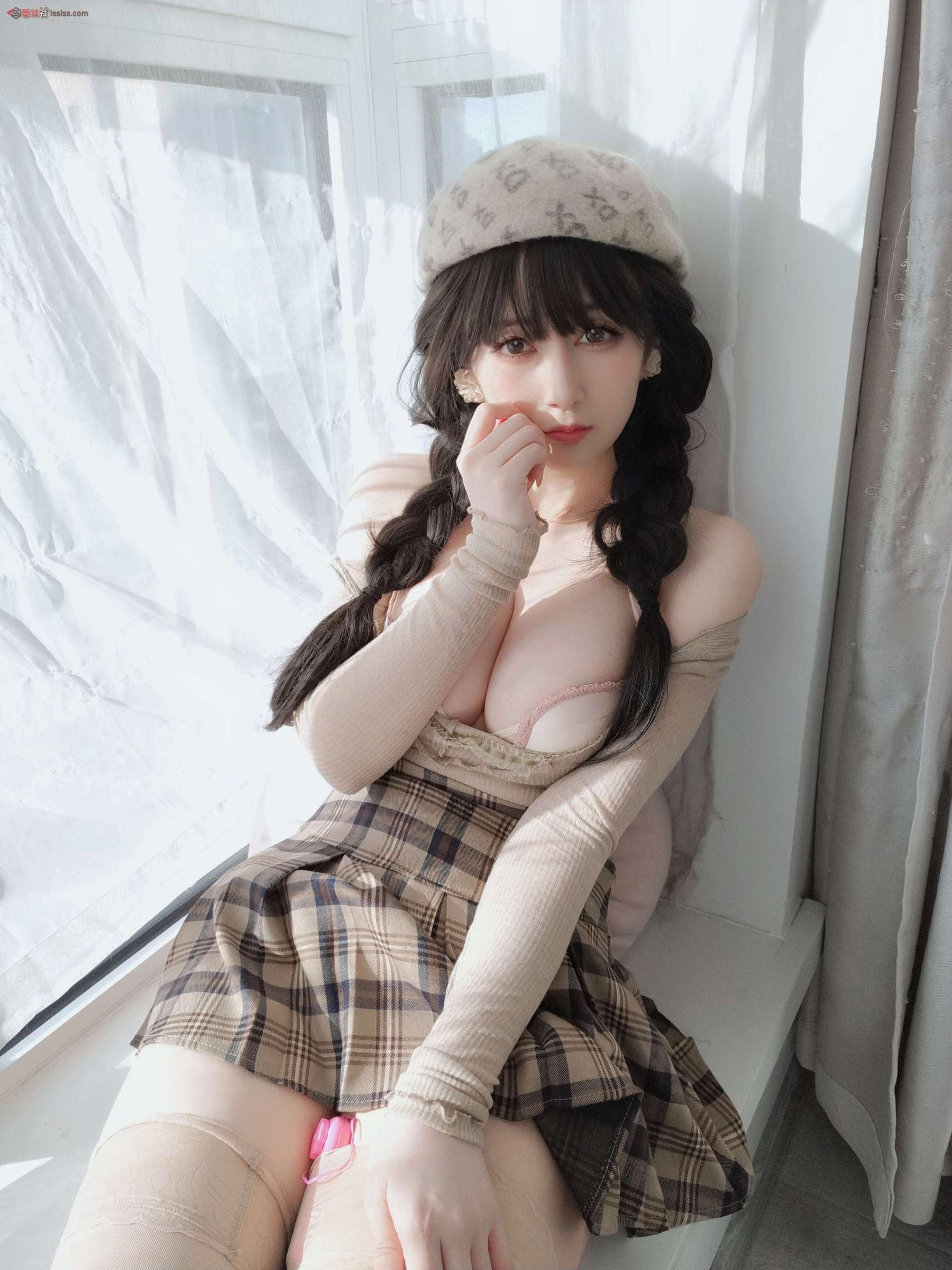 https://www.lss77.com/wp-content/uploads/2023/09/1694757098-2f1ee6251bc23a0-1800x2400.jpg