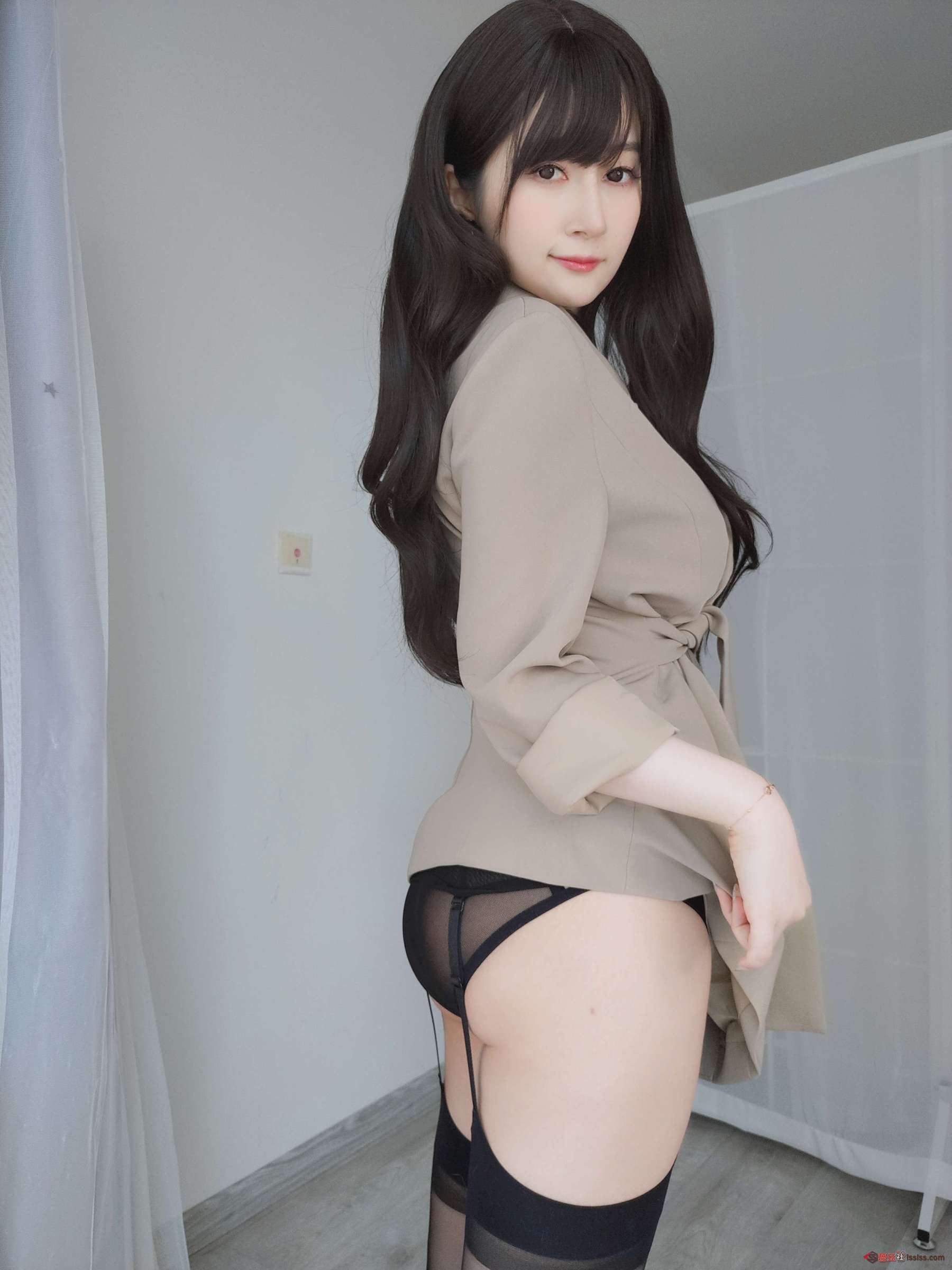 https://www.lss77.com/wp-content/uploads/2023/09/1695812481-2c62105ee18ecd5-1800x2400.jpg