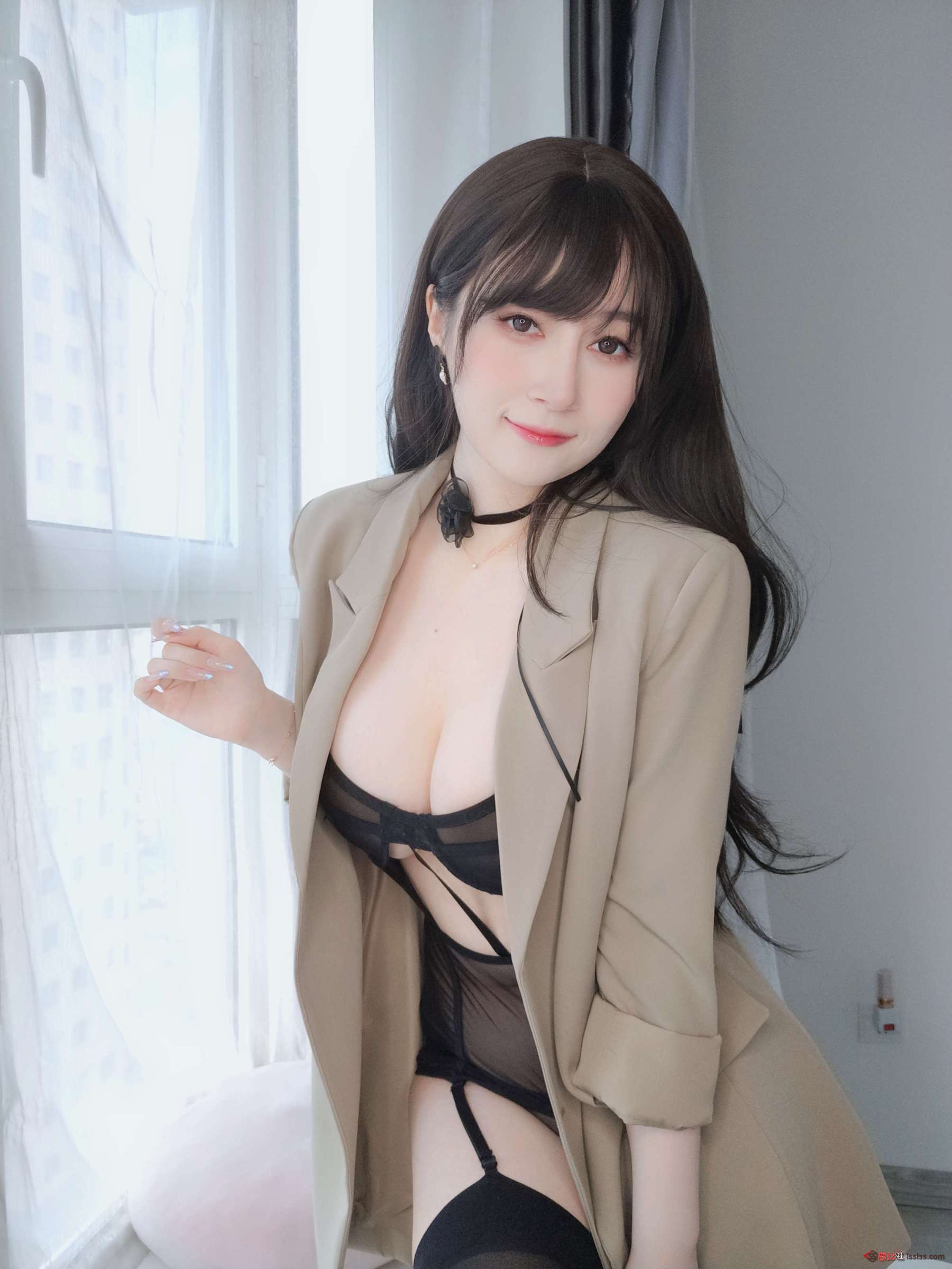 https://www.lss77.com/wp-content/uploads/2023/09/1695812900-ba55ff88bddf712-1800x2400.jpg