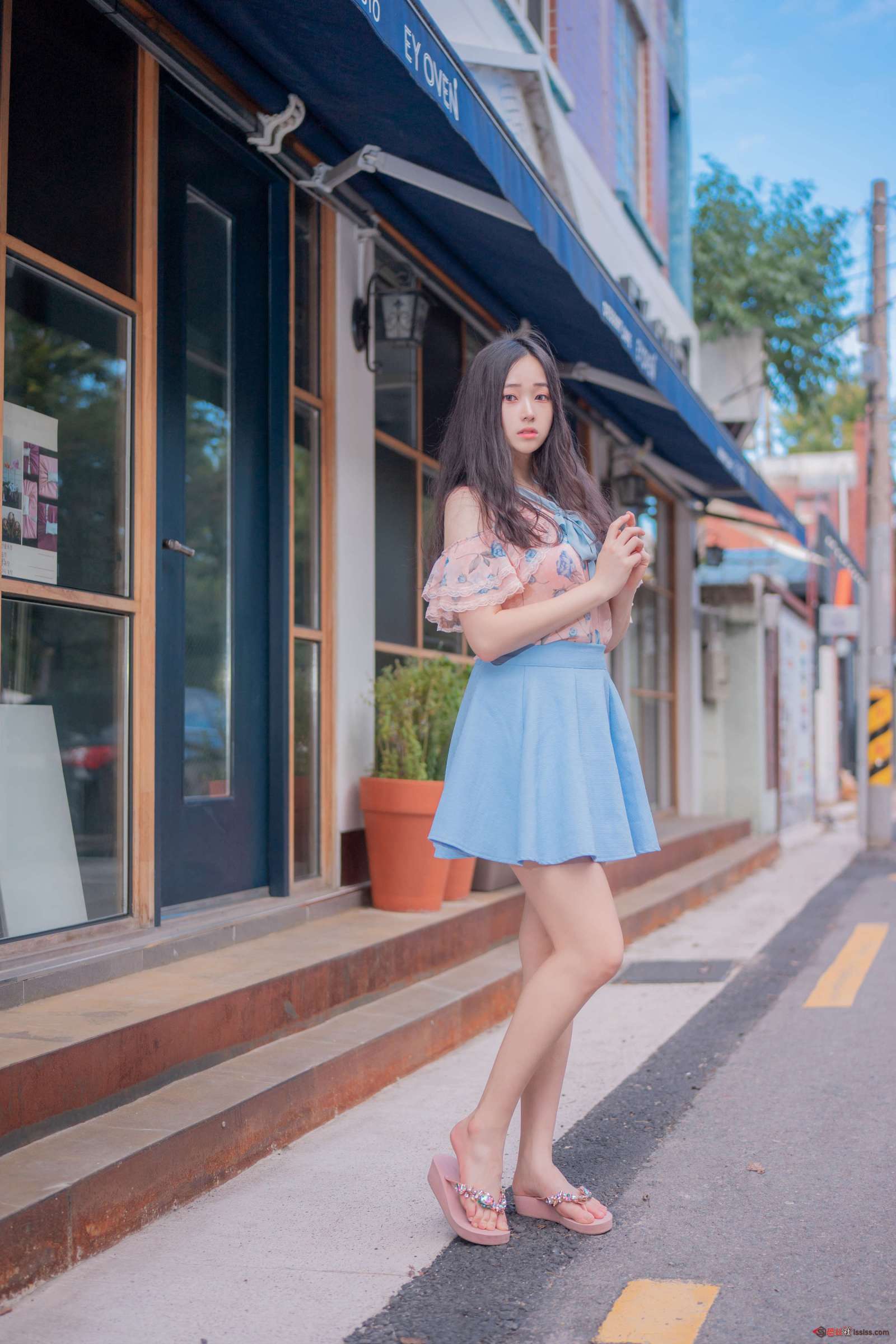 https://www.lss77.com/wp-content/uploads/2023/09/1695812913-871c14878fa75bc-1600x2400.jpg