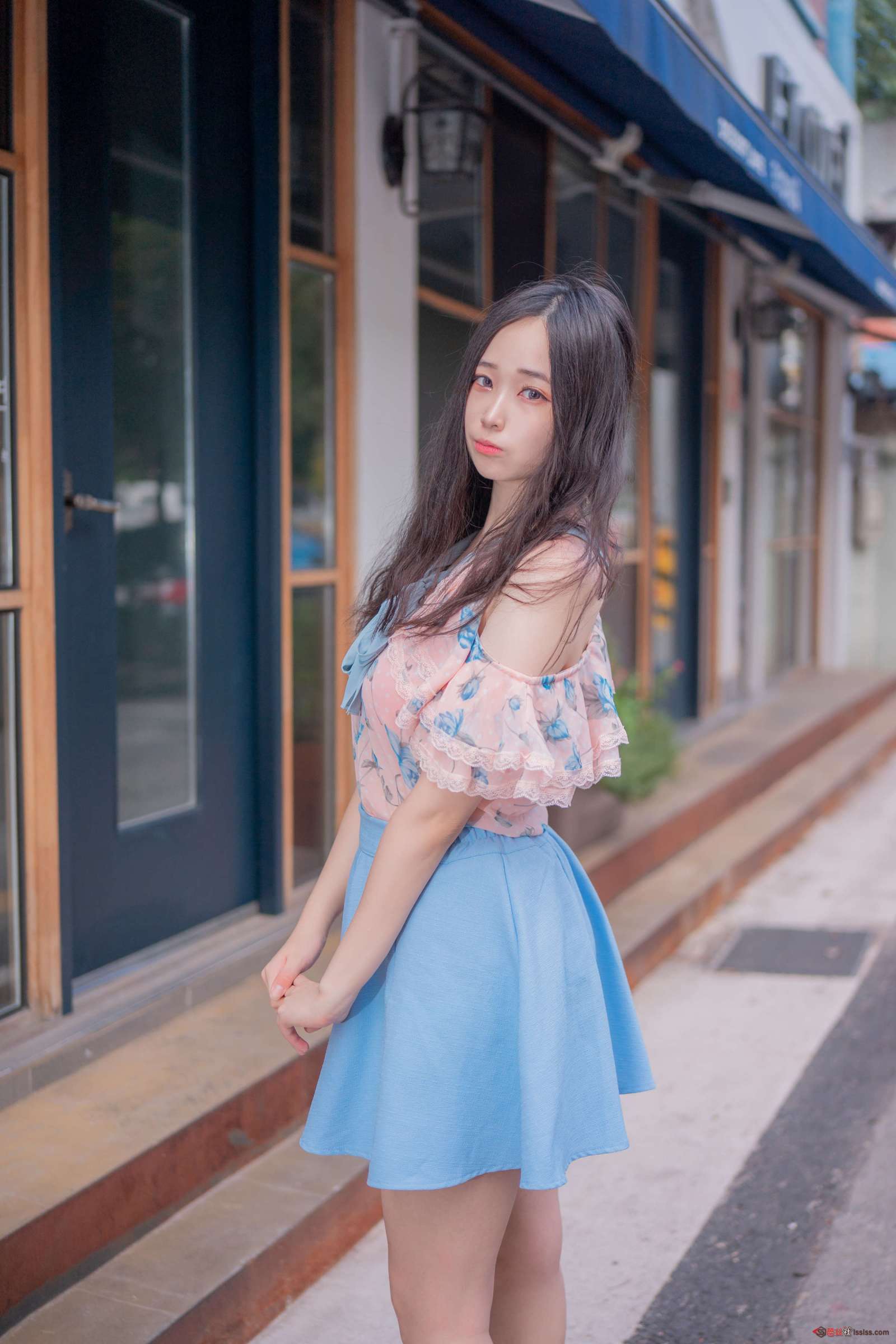 https://www.lss77.com/wp-content/uploads/2023/09/1695812924-207f466f93e1ea0-1600x2400.jpg
