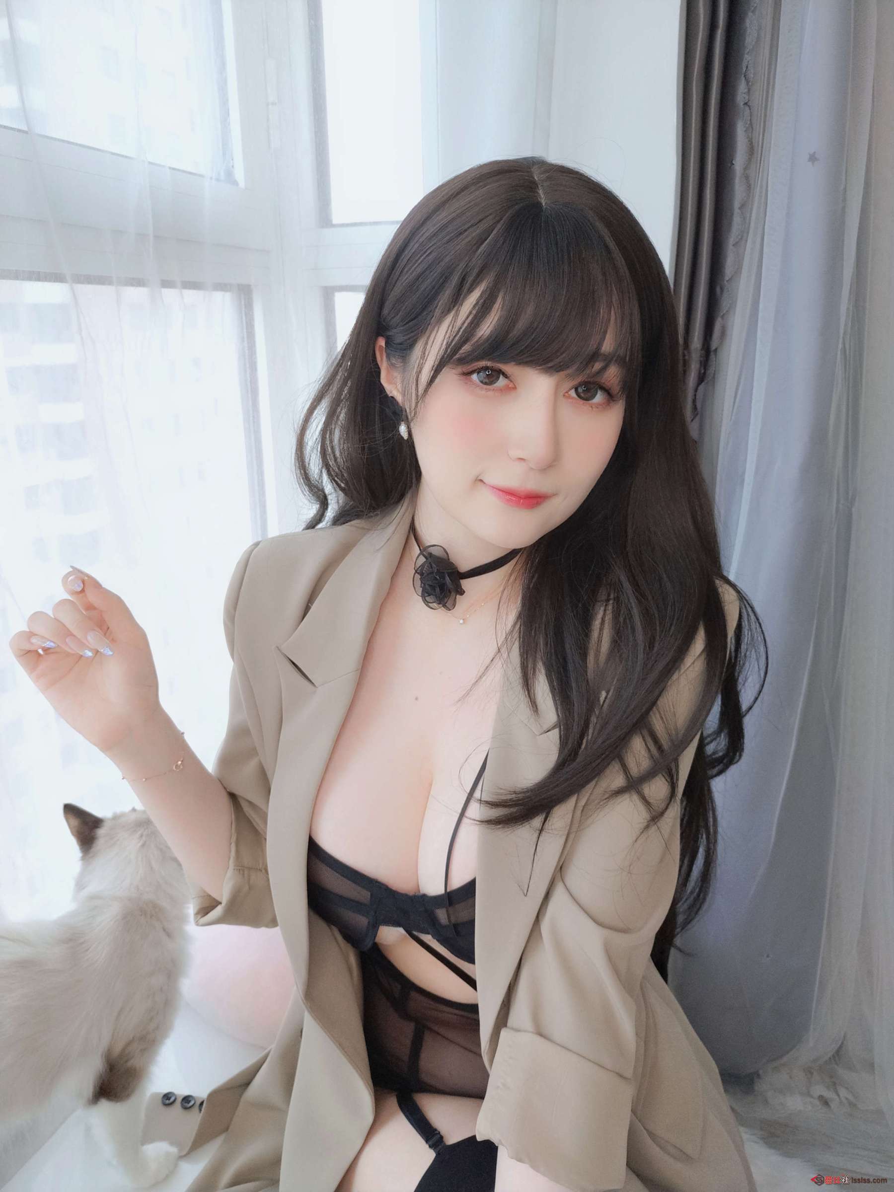 https://www.lss77.com/wp-content/uploads/2023/09/1695813665-48aedb8880cab8c-1800x2400.jpg