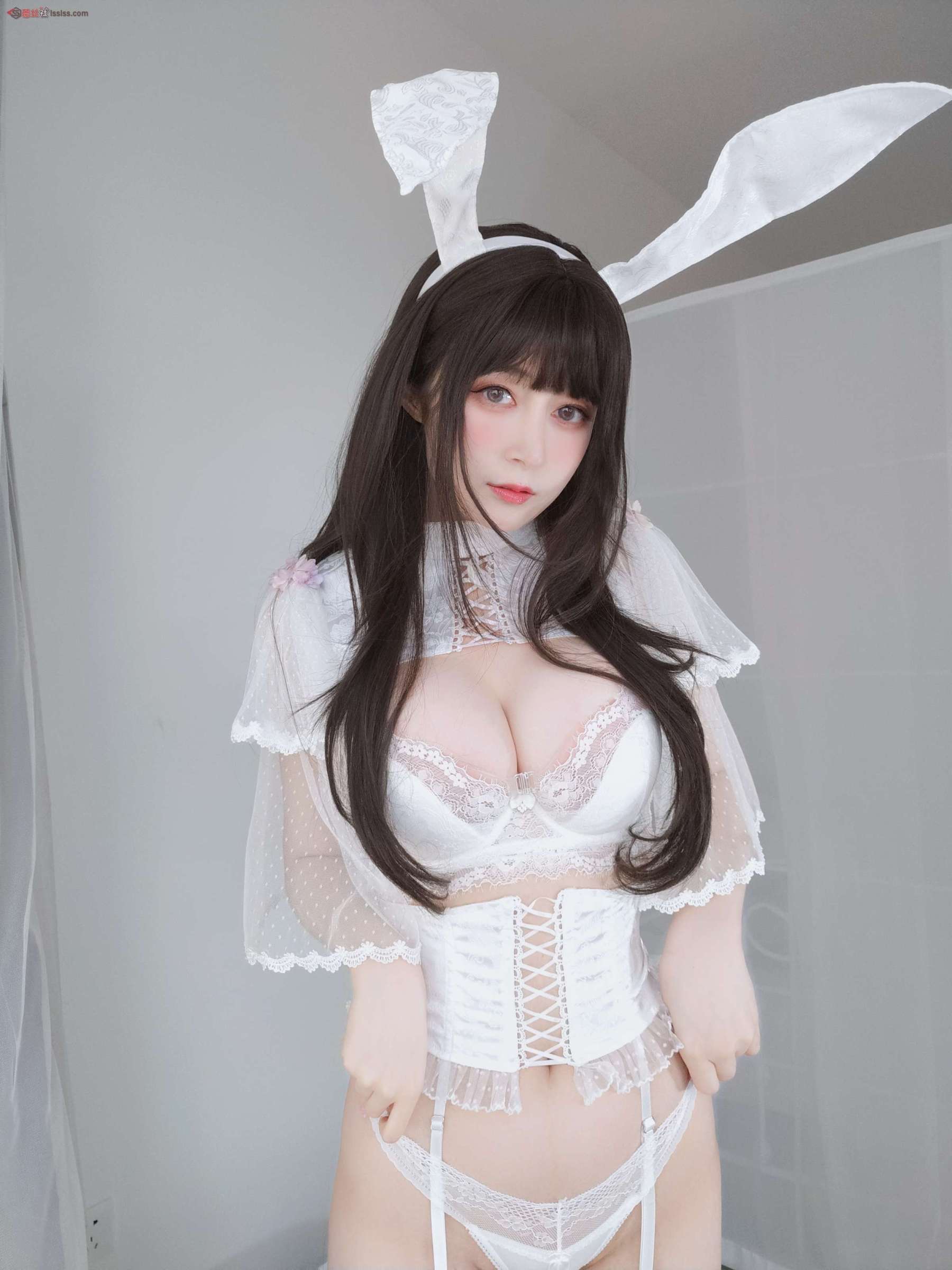 https://www.lss77.com/wp-content/uploads/2023/10/1696128994-9f9cee5b98b2e35-1800x2400.jpg
