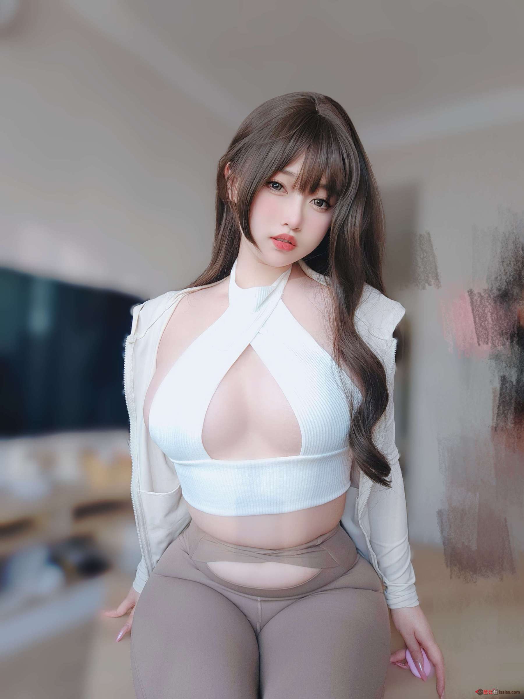 https://www.lss77.com/wp-content/uploads/2023/10/1696588392-8f03ad02c6cad60-1800x2400.jpg