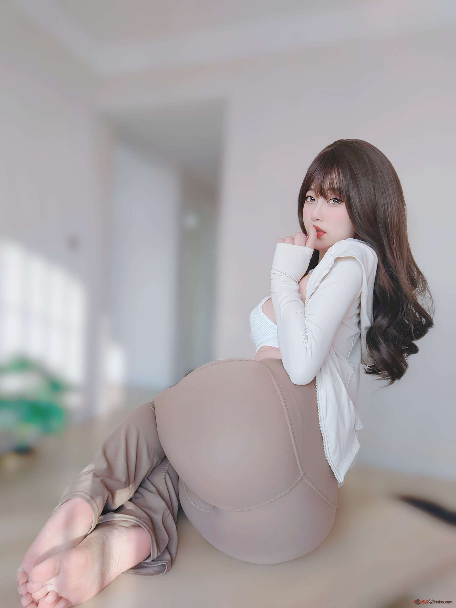 https://www.lss77.com/wp-content/uploads/2023/10/1696588869-ebf11048b18616f-1800x2400.jpg