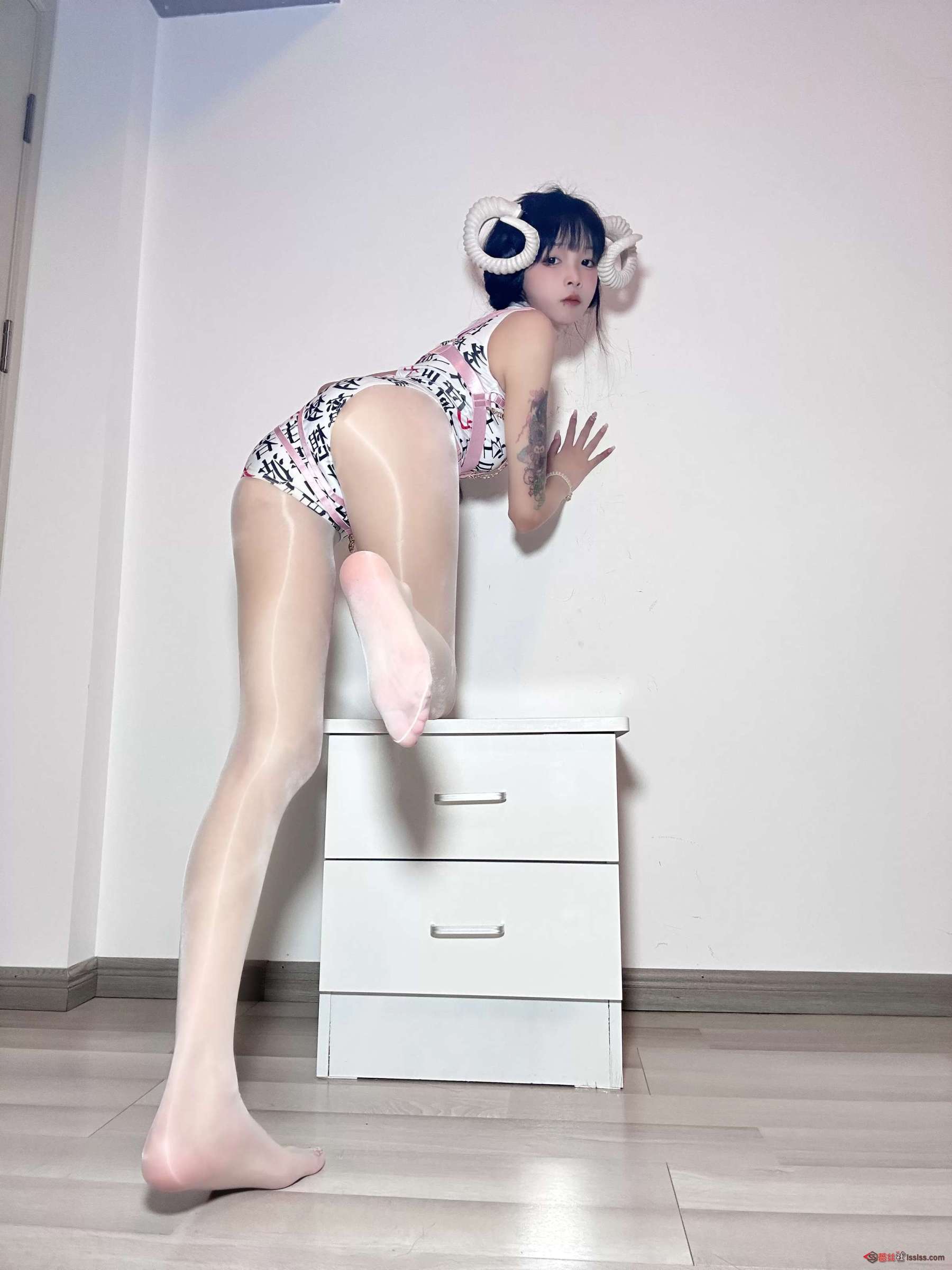 https://www.lss77.com/wp-content/uploads/2023/10/1696845994-ce08becc73195df-1800x2400.jpg