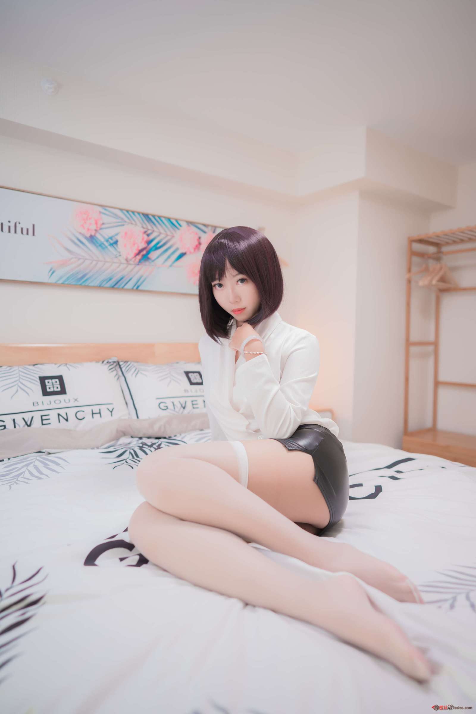 https://www.lss77.com/wp-content/uploads/2023/10/1697093871-b6aea7af56564f3-1600x2400.jpg