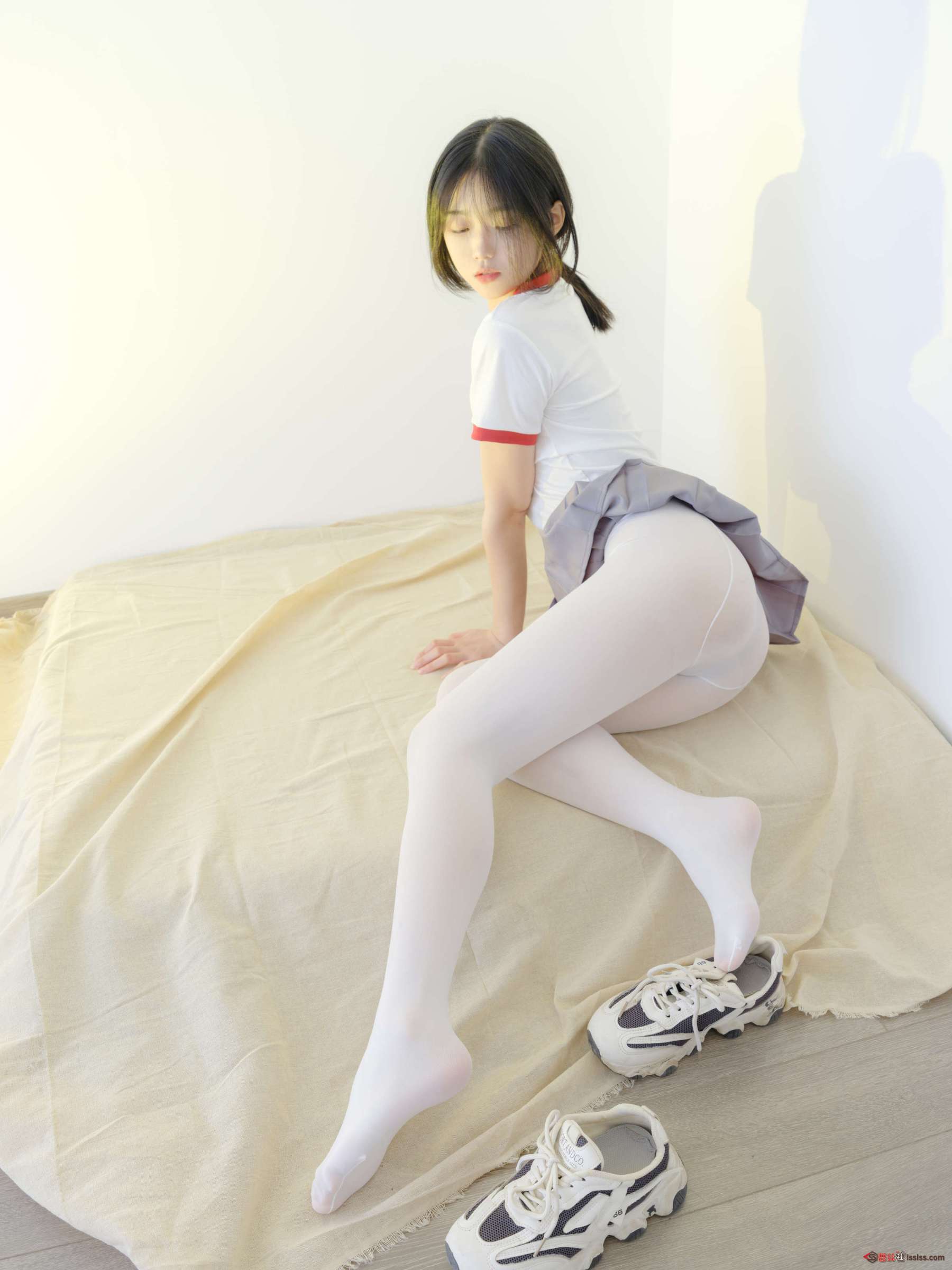 https://www.lss77.com/wp-content/uploads/2023/10/1697109536-9ac05befca7d649-1800x2400.jpg