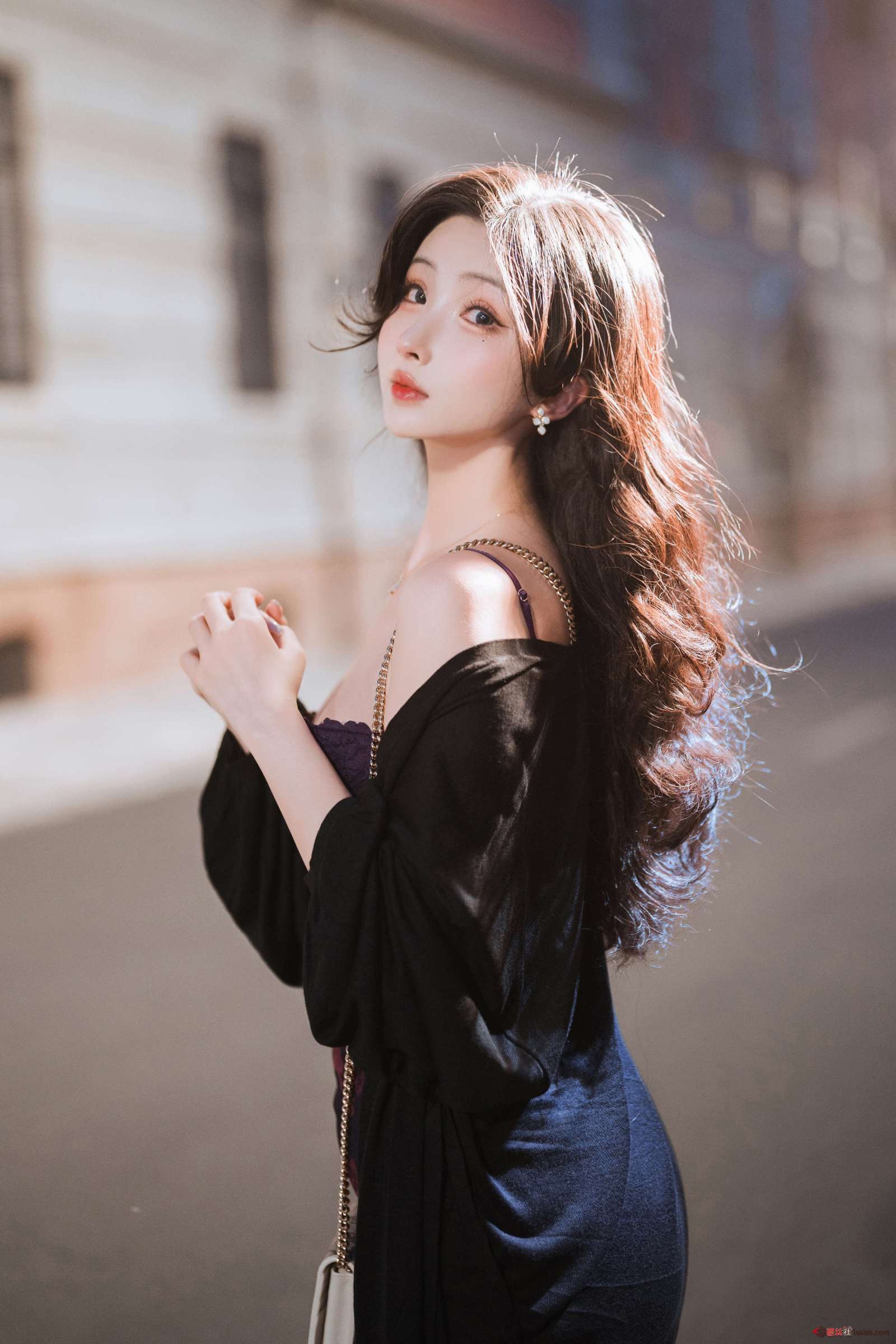 https://www.lss77.com/wp-content/uploads/2023/10/1697195549-dc5c7986daef50c-1600x2400.jpg