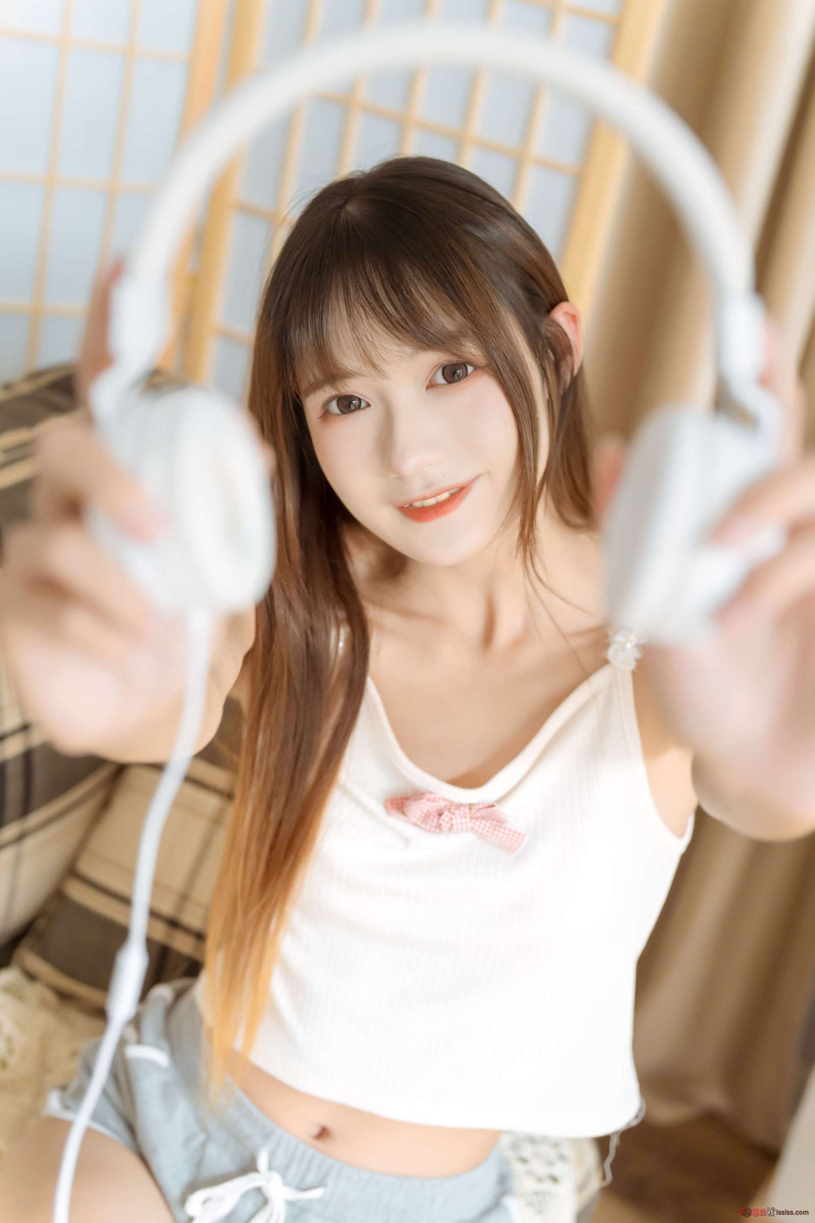 https://www.lss77.com/wp-content/uploads/2023/10/1697553599-dc5e819e186f11e-1600x2400.jpg