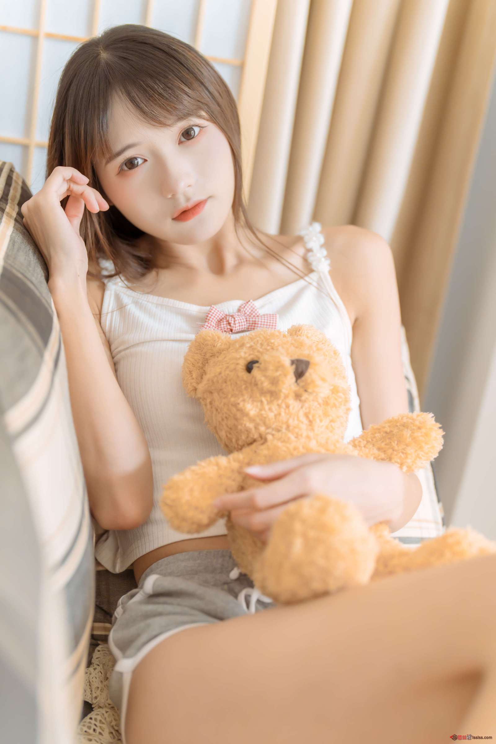 https://www.lss77.com/wp-content/uploads/2023/10/1697553878-5c7d5705ab73466-1600x2400.jpg