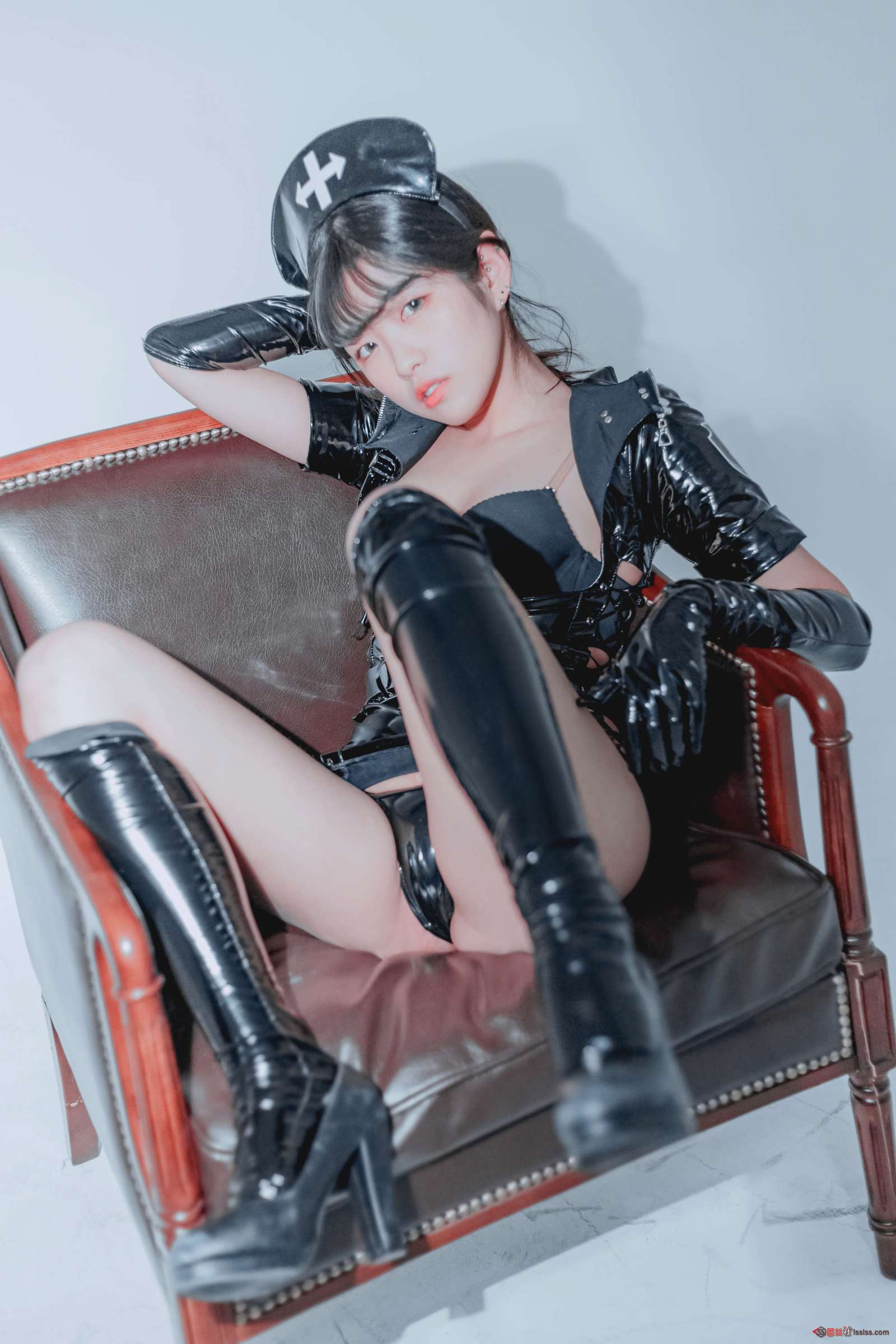 https://www.lss77.com/wp-content/uploads/2023/10/1698078086-fcd04e26e900e94-1600x2400.jpg