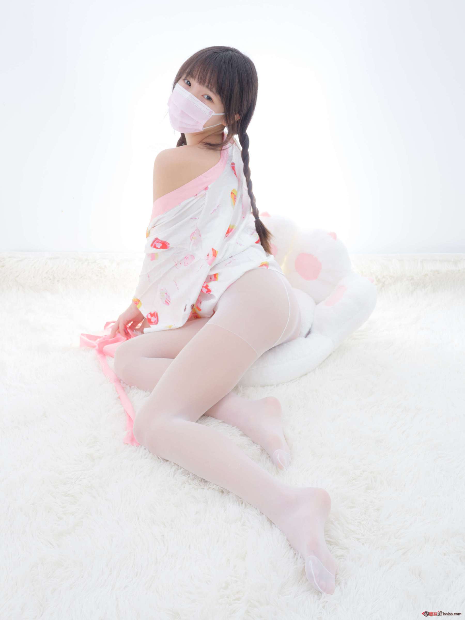 https://www.lss77.com/wp-content/uploads/2023/10/1698141657-31b7b72368bd13d-1800x2400.jpg