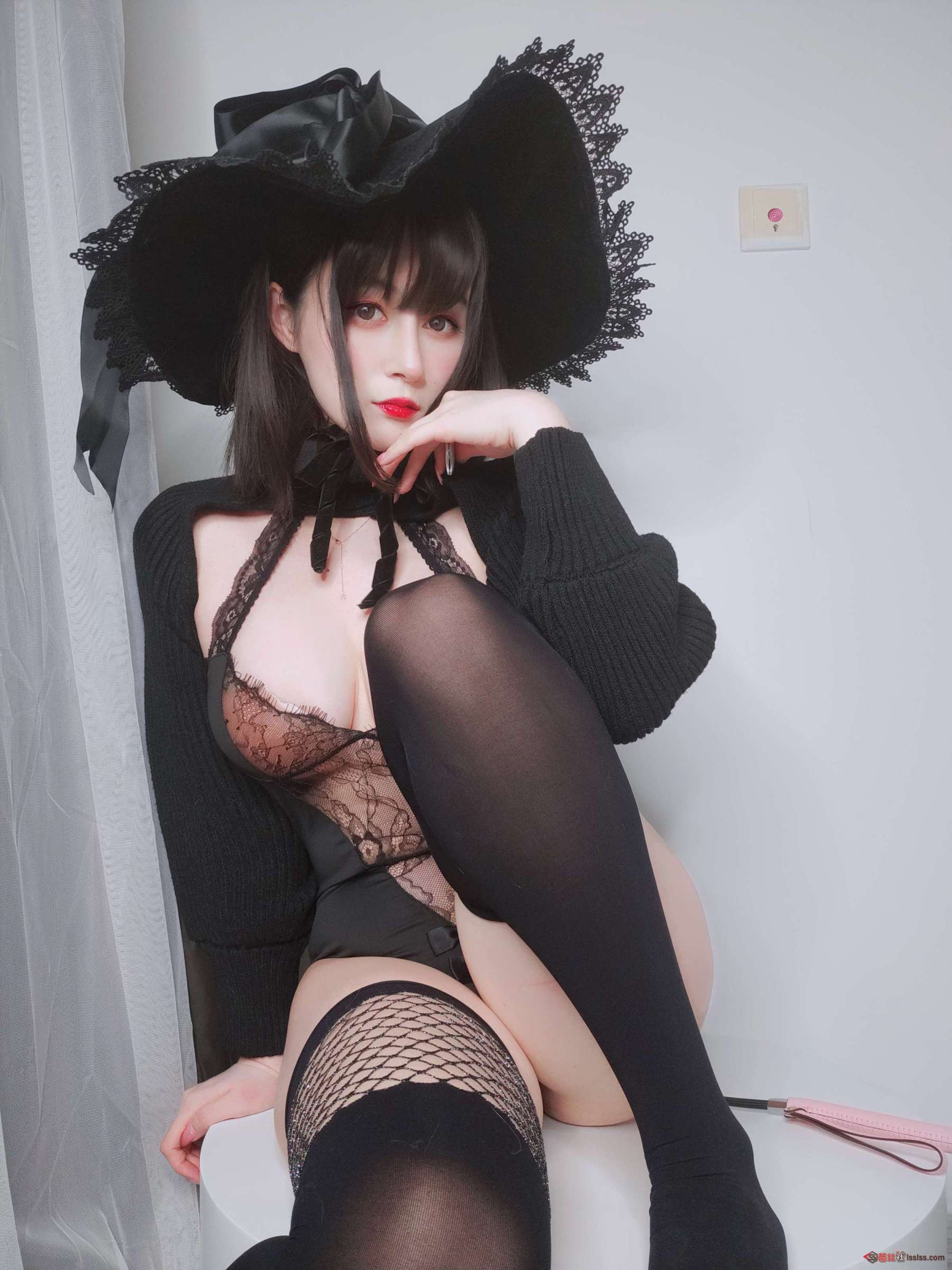 https://www.lss77.com/wp-content/uploads/2023/10/1698375524-af032fbcb07ffc7-1800x2400.jpg