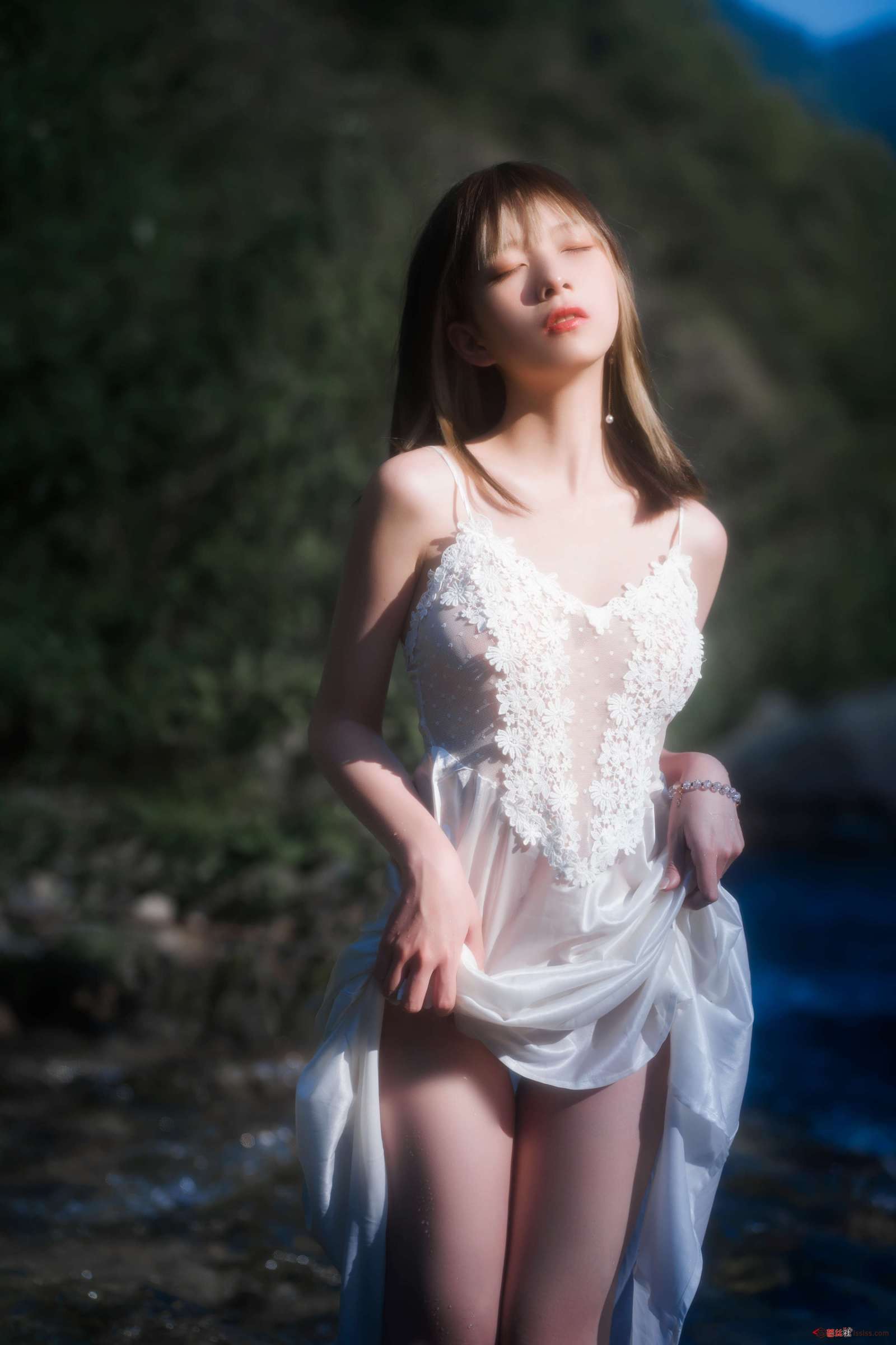 https://www.lss77.com/wp-content/uploads/2023/10/1698406246-3994f23bfb2b899-1600x2400.jpg