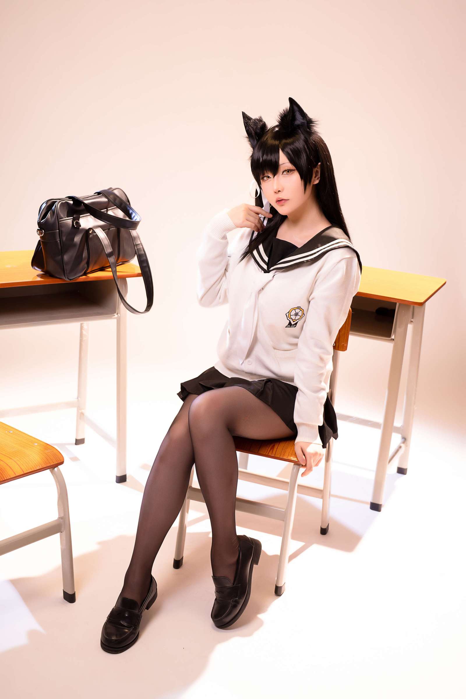 https://www.lss77.com/wp-content/uploads/2023/10/1698485135-dc5c7986daef50c-1600x2400.jpg