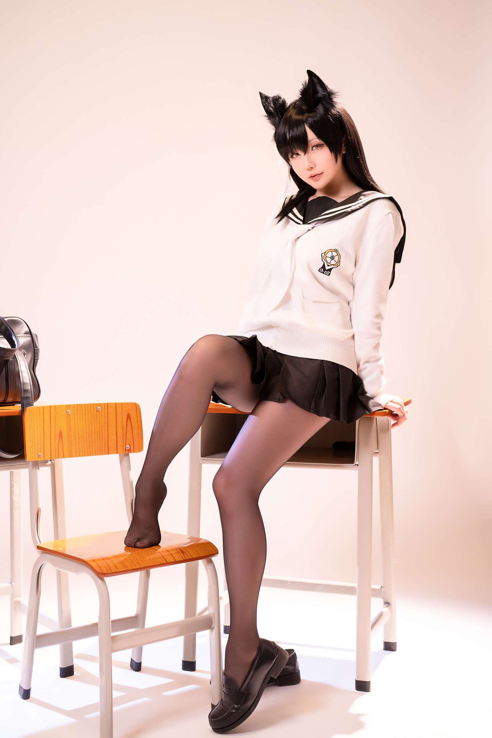 https://www.lss77.com/wp-content/uploads/2023/10/1698485384-d2490f048dc3b77-1600x2400.jpg