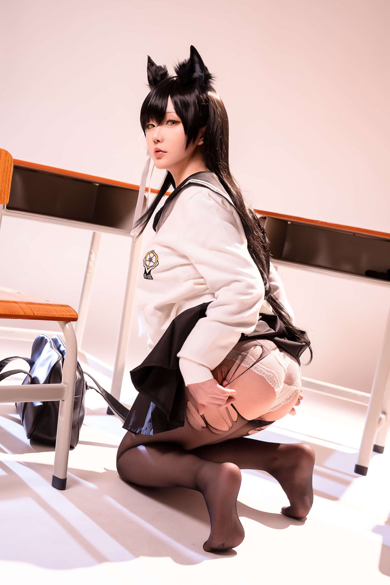 https://www.lss77.com/wp-content/uploads/2023/10/1698485596-c4de9fe96832a87-1600x2400.jpg