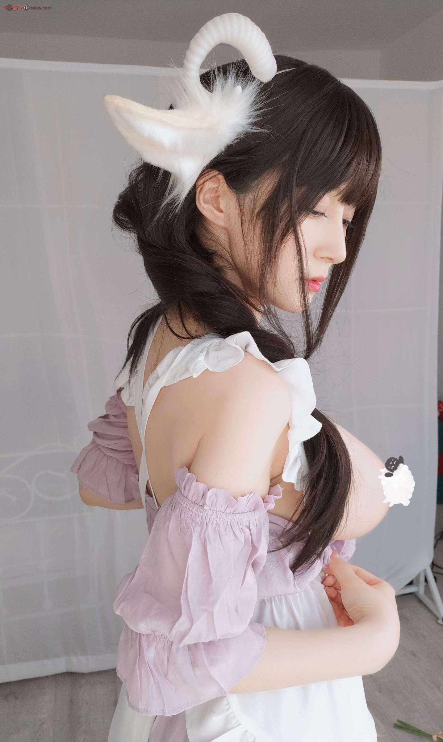 https://www.lss77.com/wp-content/uploads/2023/10/1698753200-a74b59c0f4fd1cc-1435x2400.jpg